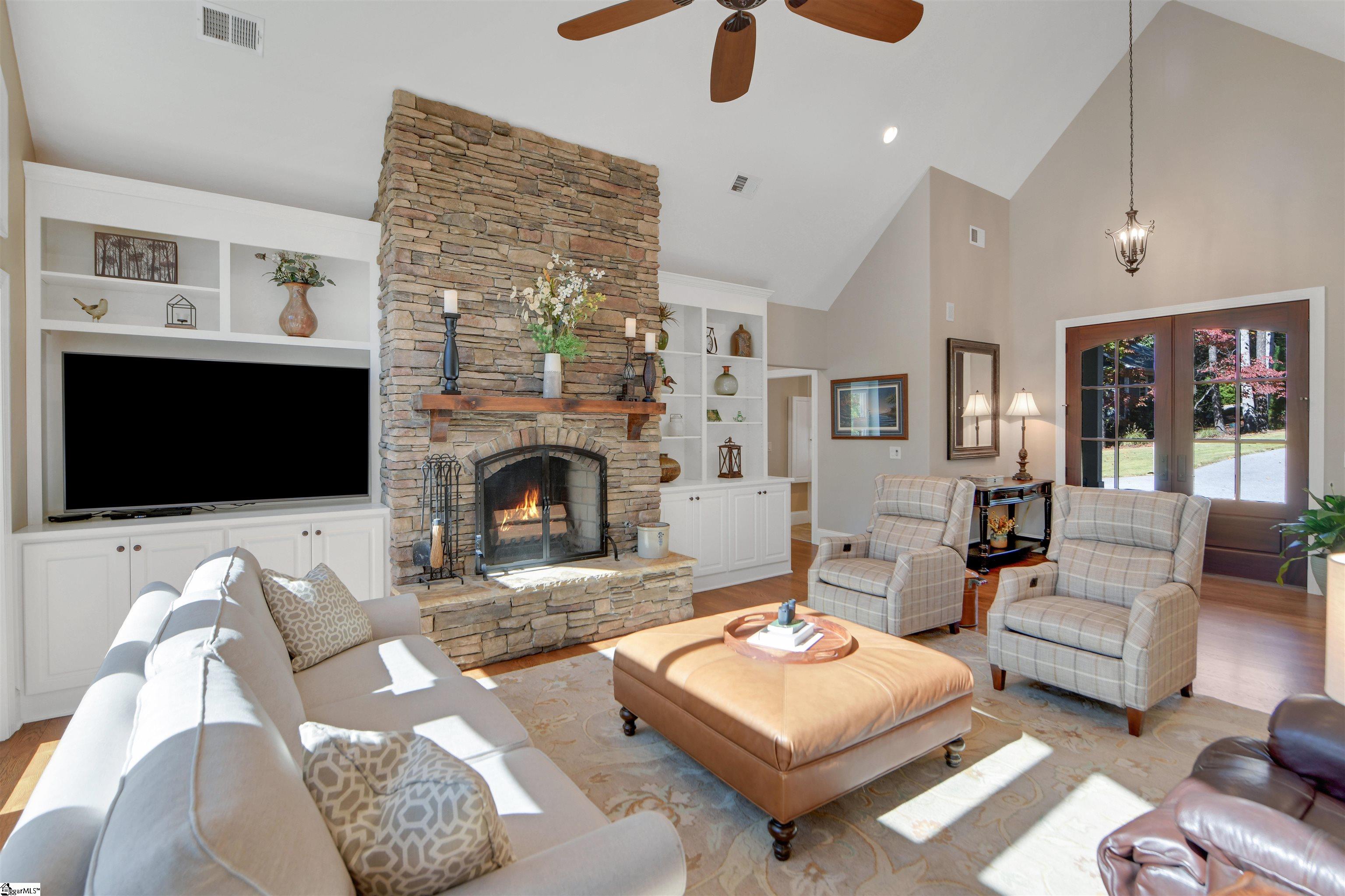 1573730 Property Photo 11