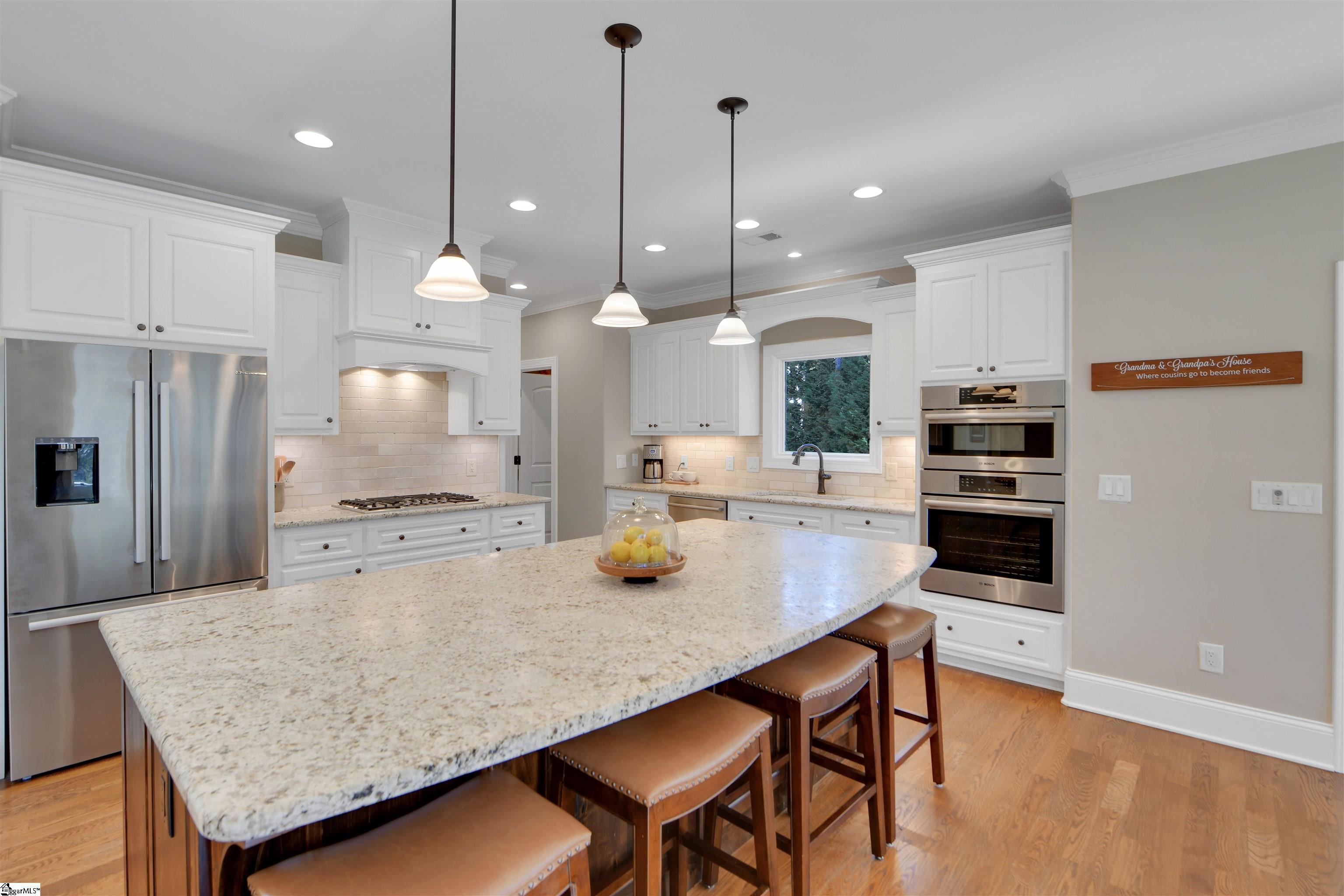 1573730 Property Photo 13