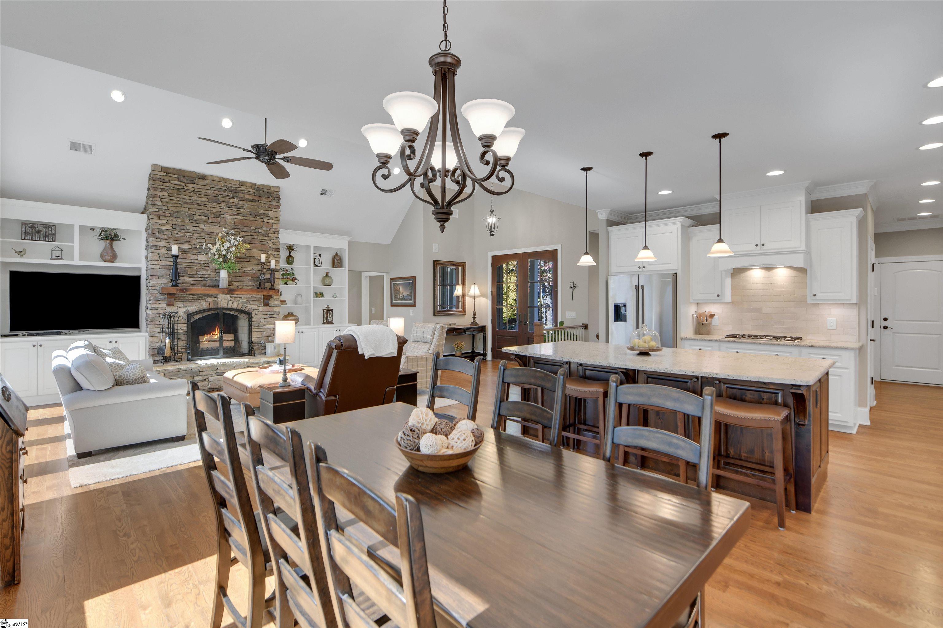 1573730 Property Photo 15