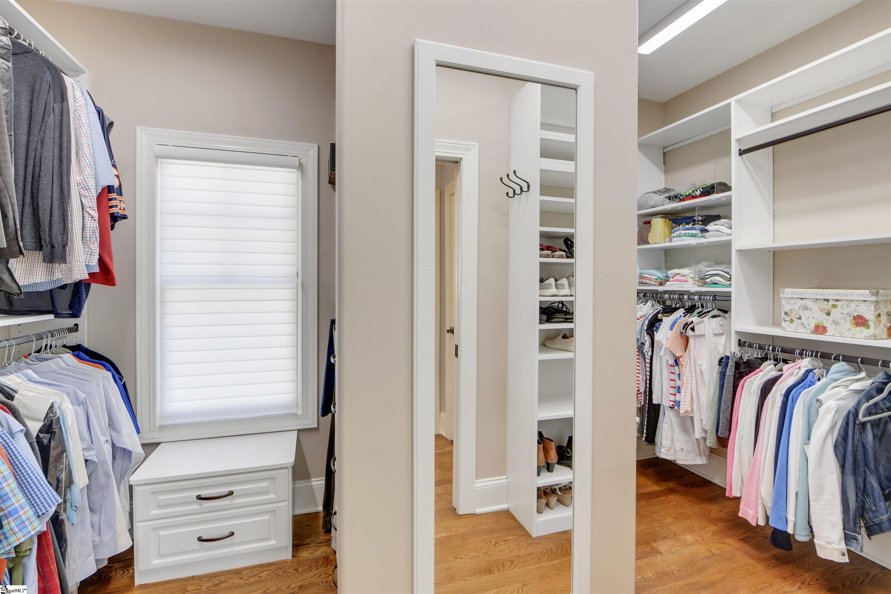 1573730 Property Photo 31