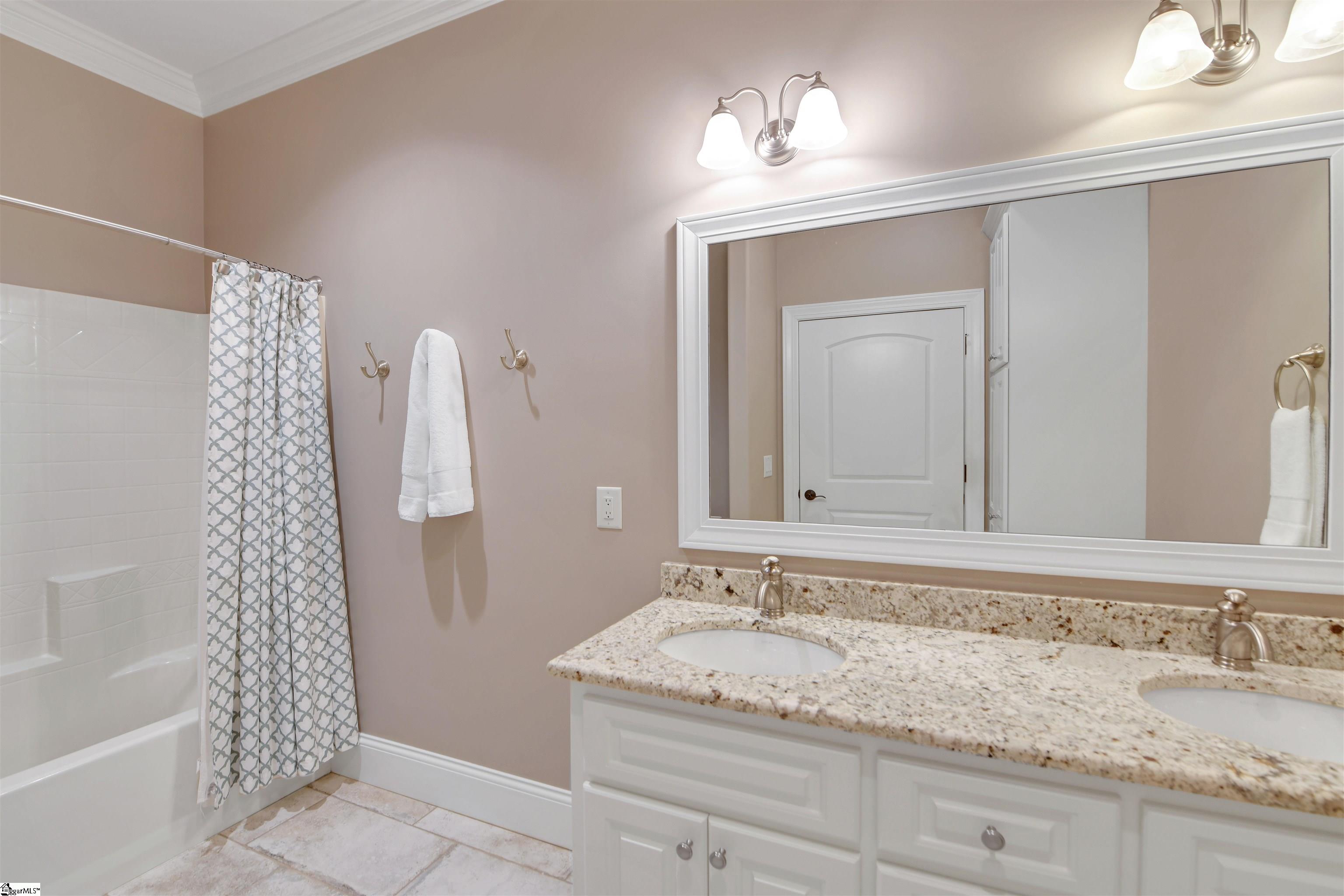 1573730 Property Photo 42