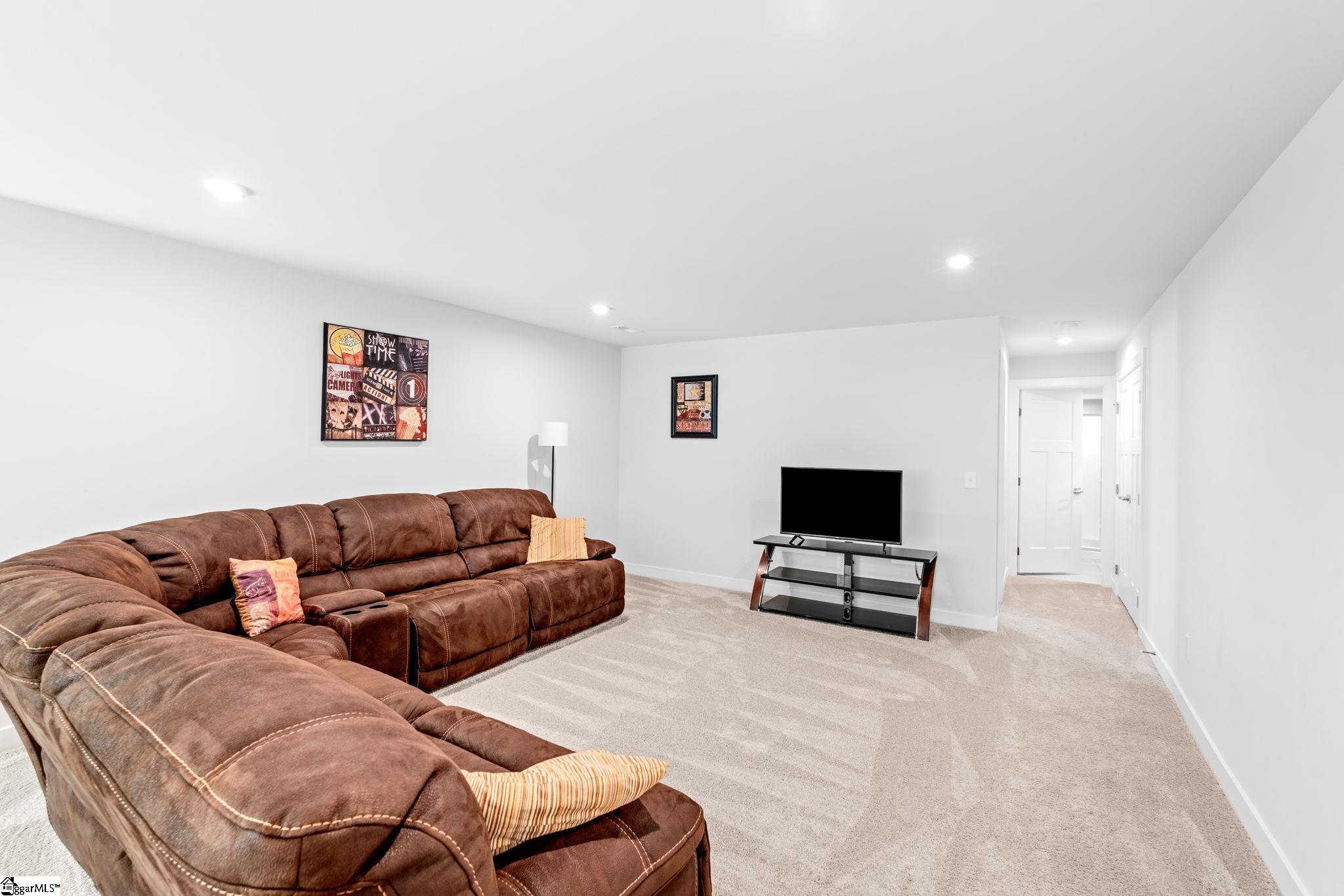 228 Chinook Drive Property Photo 24