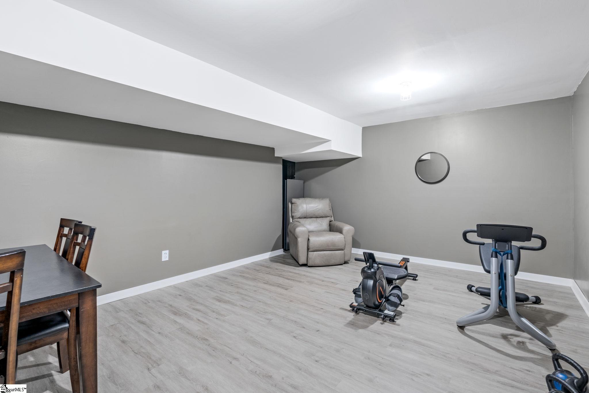 228 Chinook Drive Property Photo 31