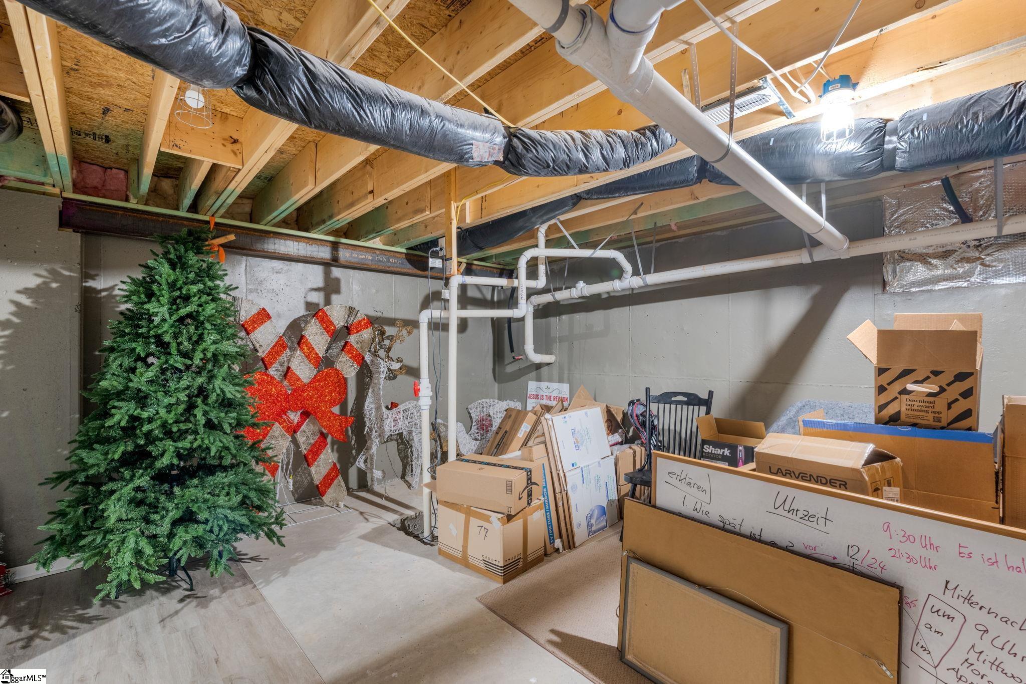 228 Chinook Drive Property Photo 38