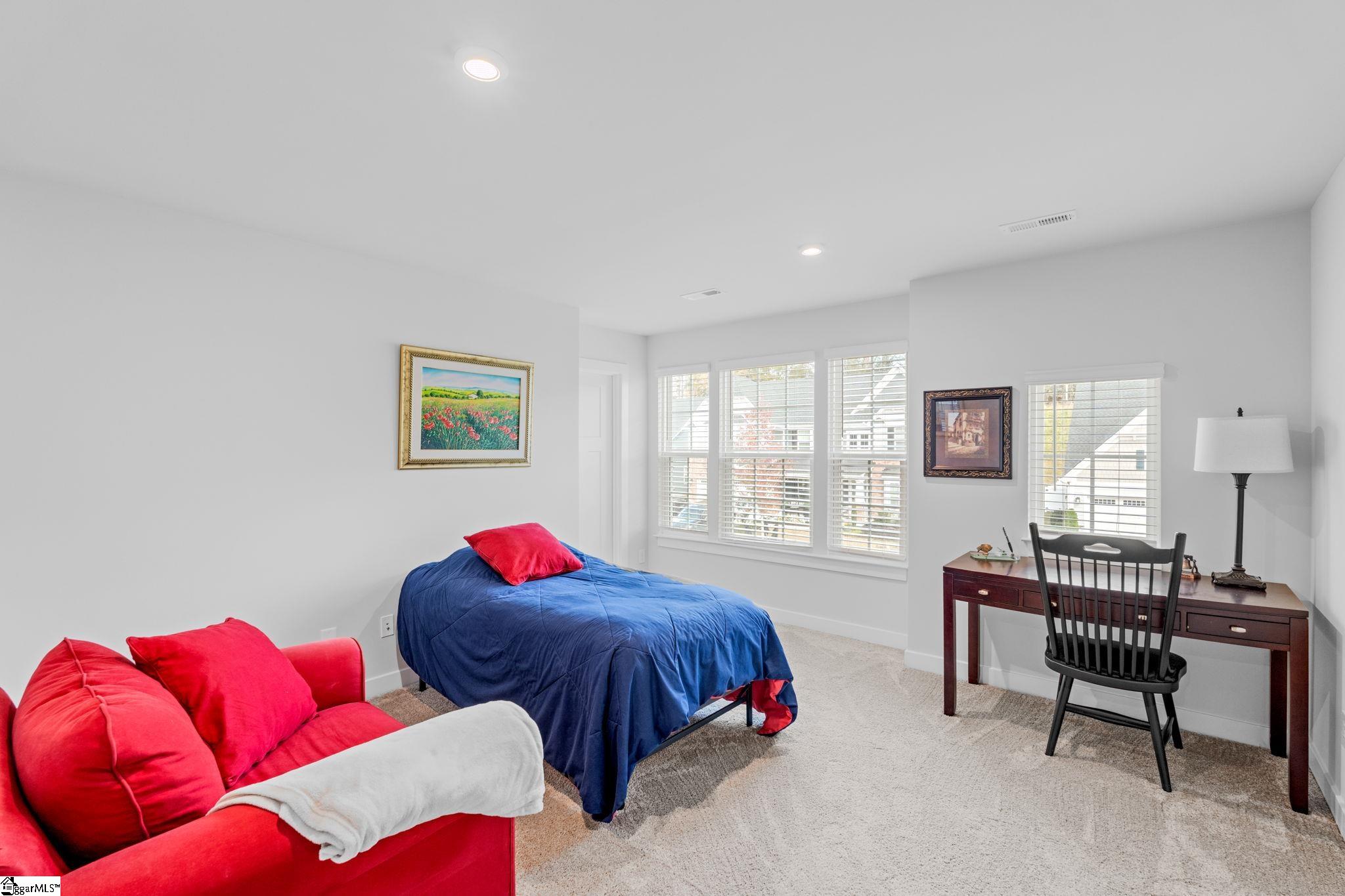 228 Chinook Drive Property Photo 39