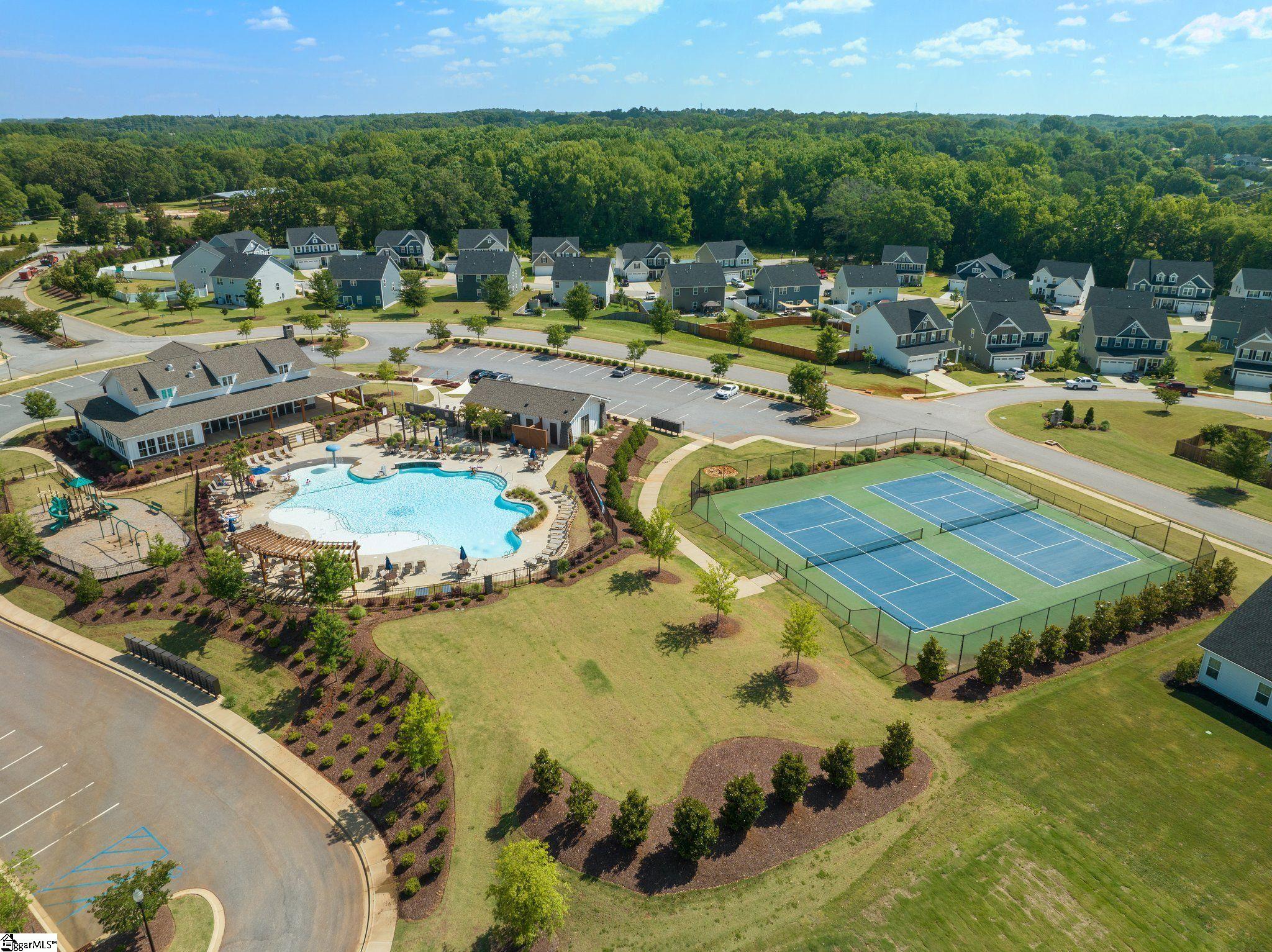 228 Chinook Drive Property Photo 40