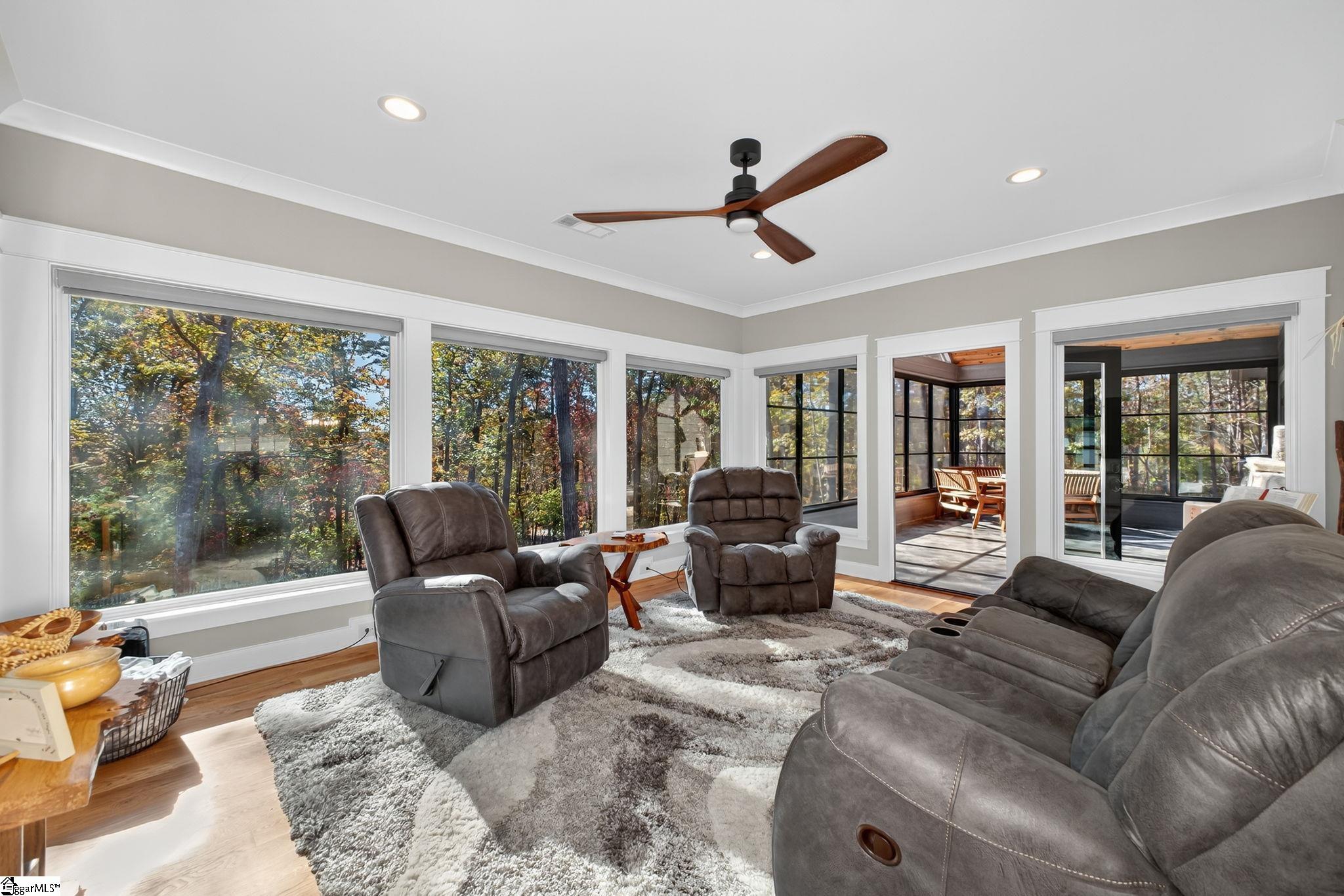 709 Keowee Bay Circle Property Photo 10