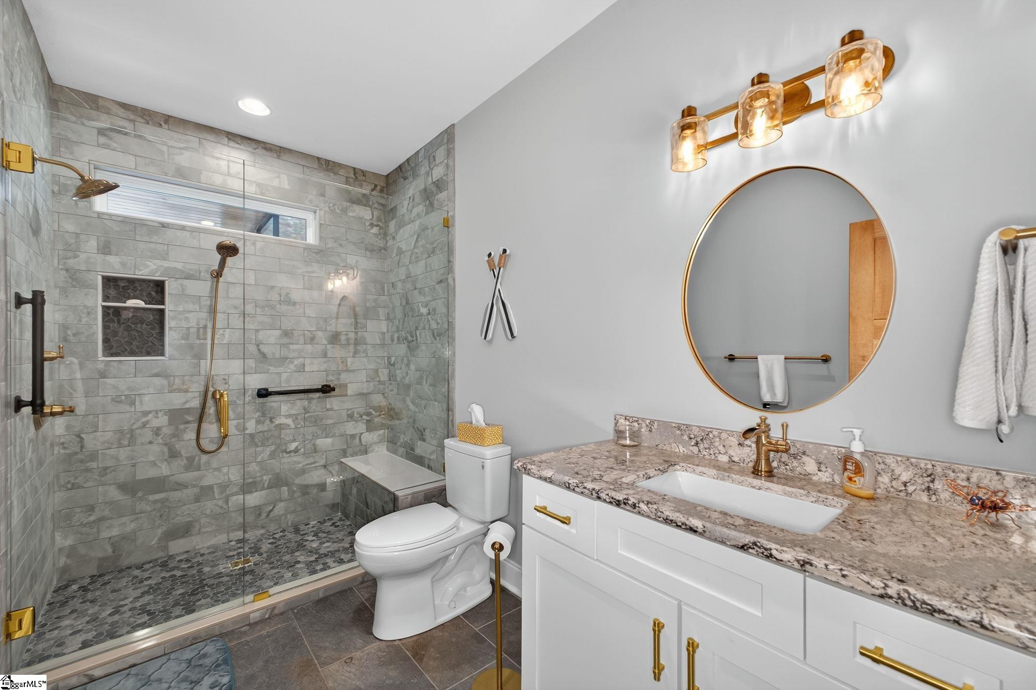 709 Keowee Bay Circle Property Photo 28