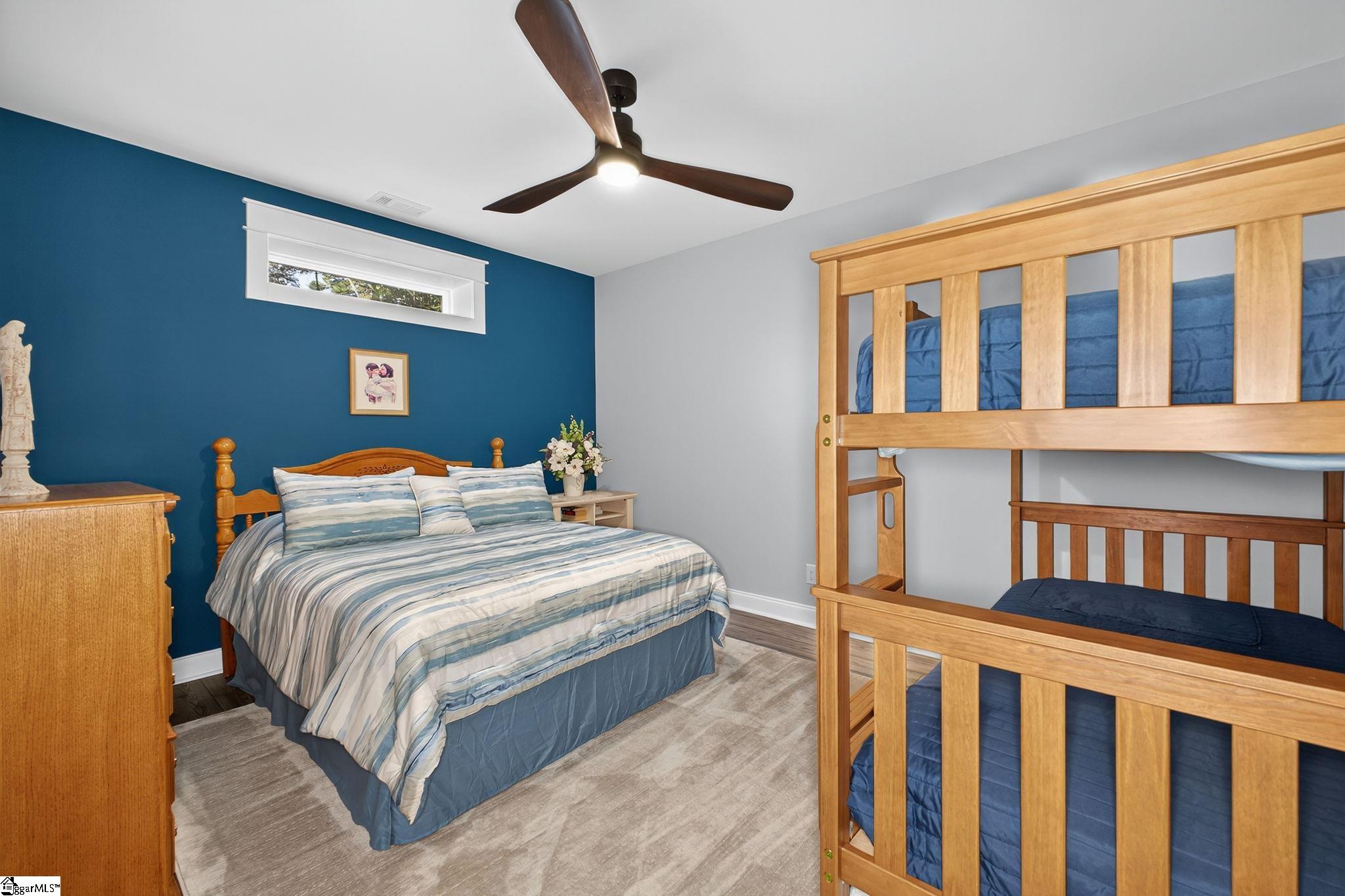 709 Keowee Bay Circle Property Photo 29