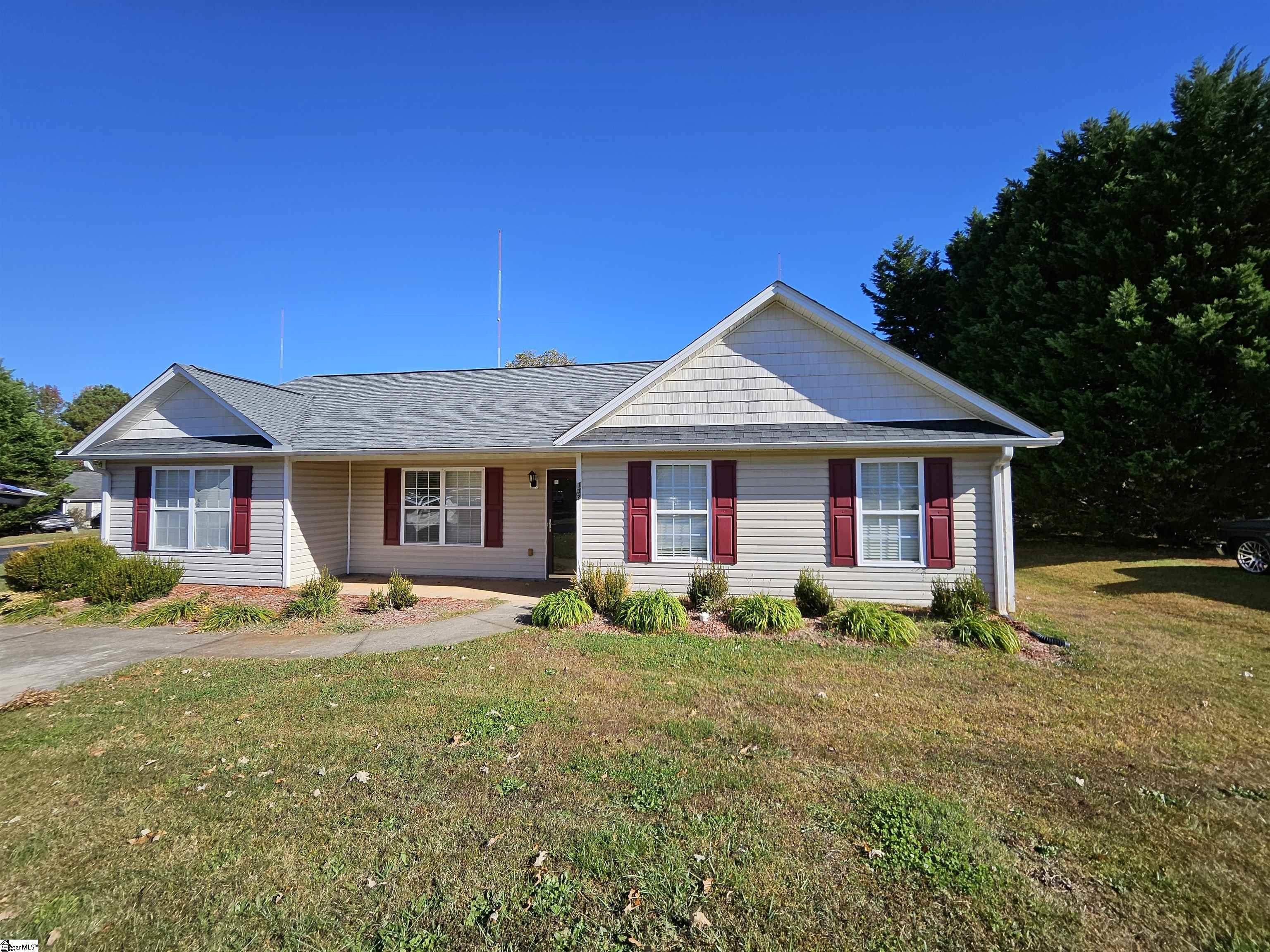 132 Falcon Ridge Drive Property Photo 1