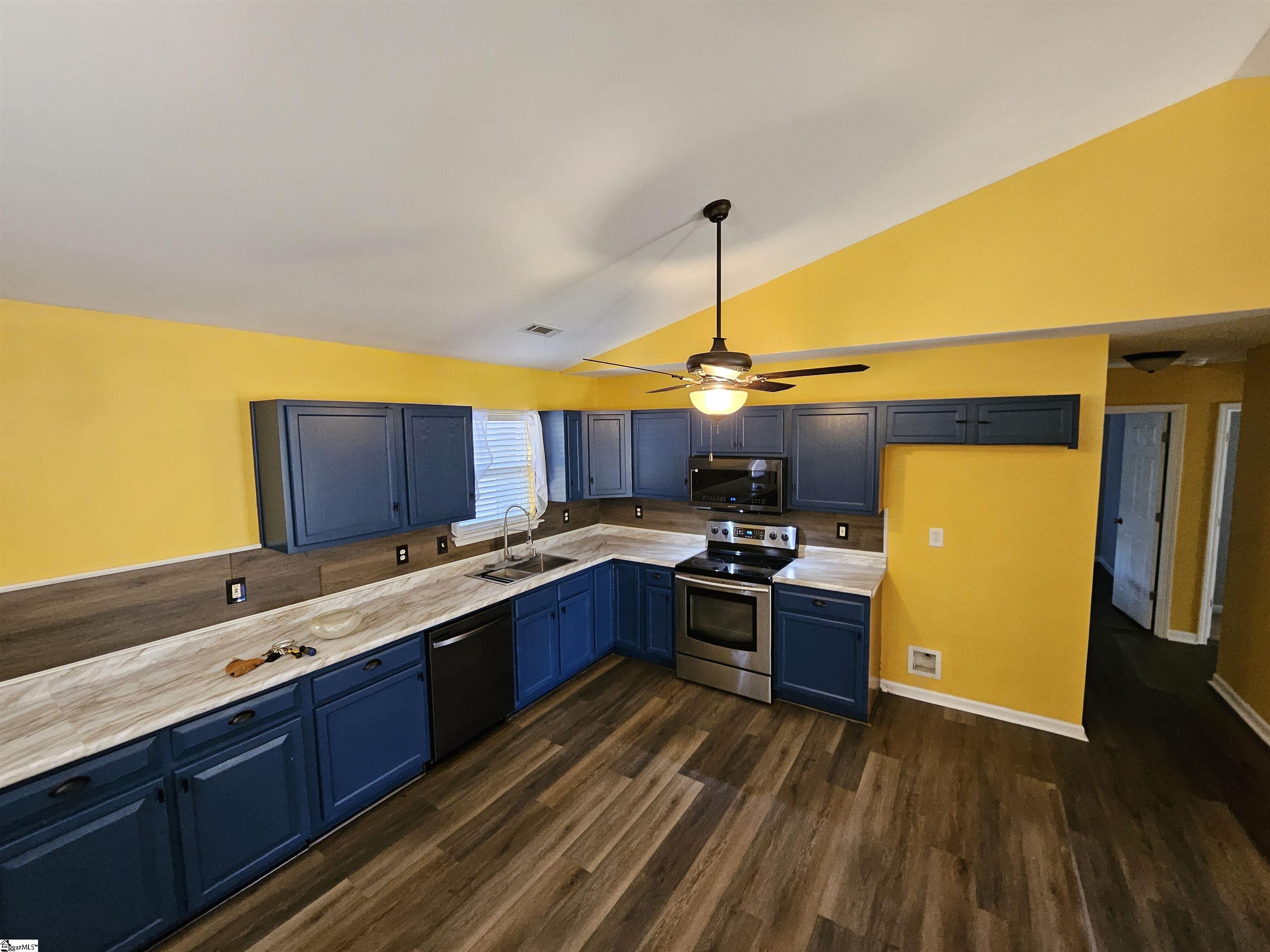 132 Falcon Ridge Drive Property Photo 13