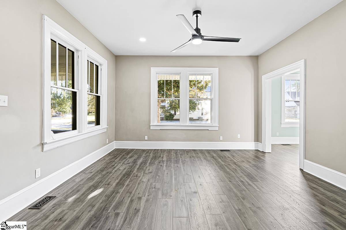 501 N Adair Street Property Photo 5