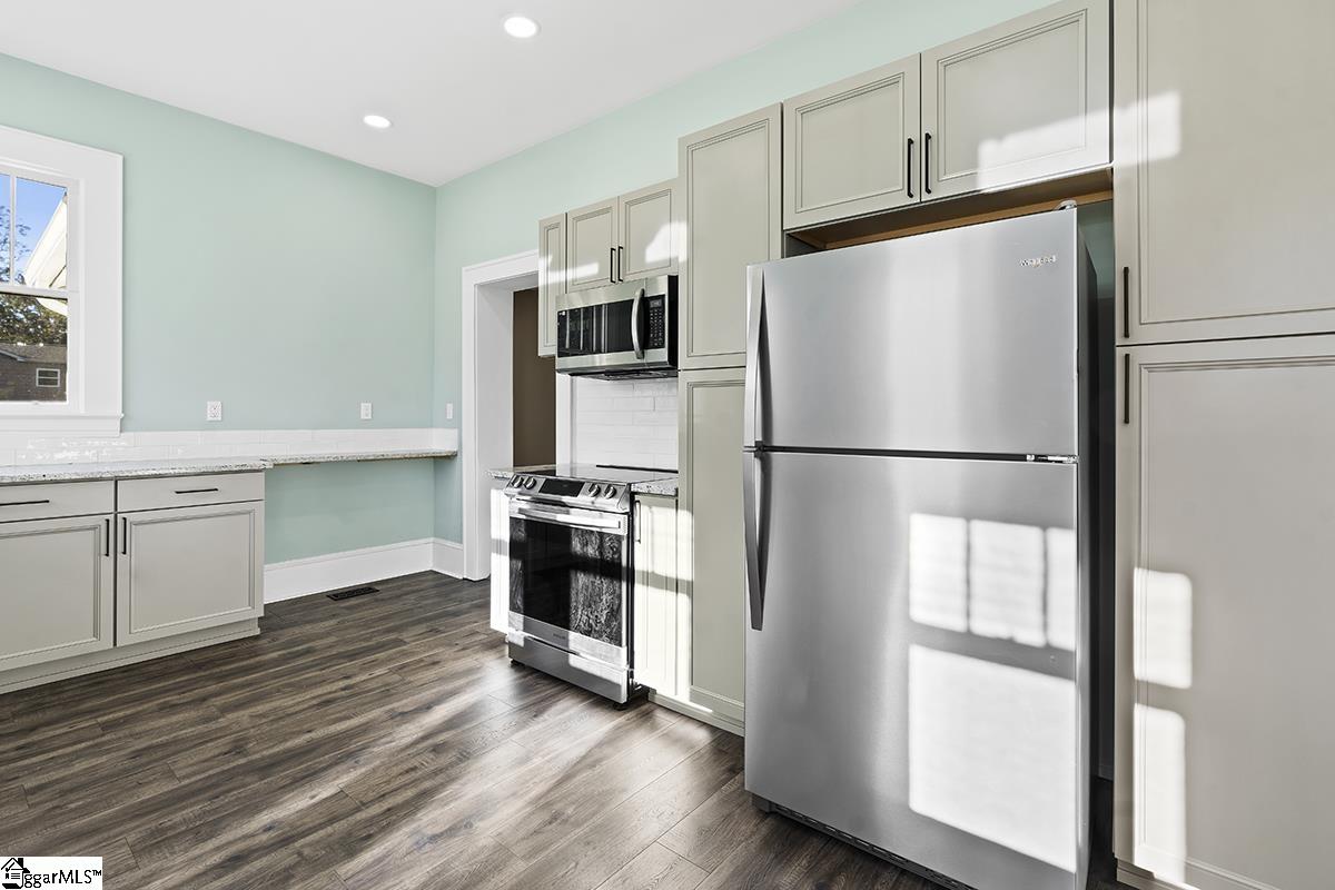 501 N Adair Street Property Photo 10