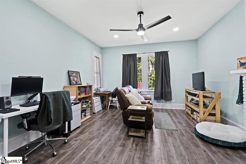 501 N Adair Street Property Photo 24