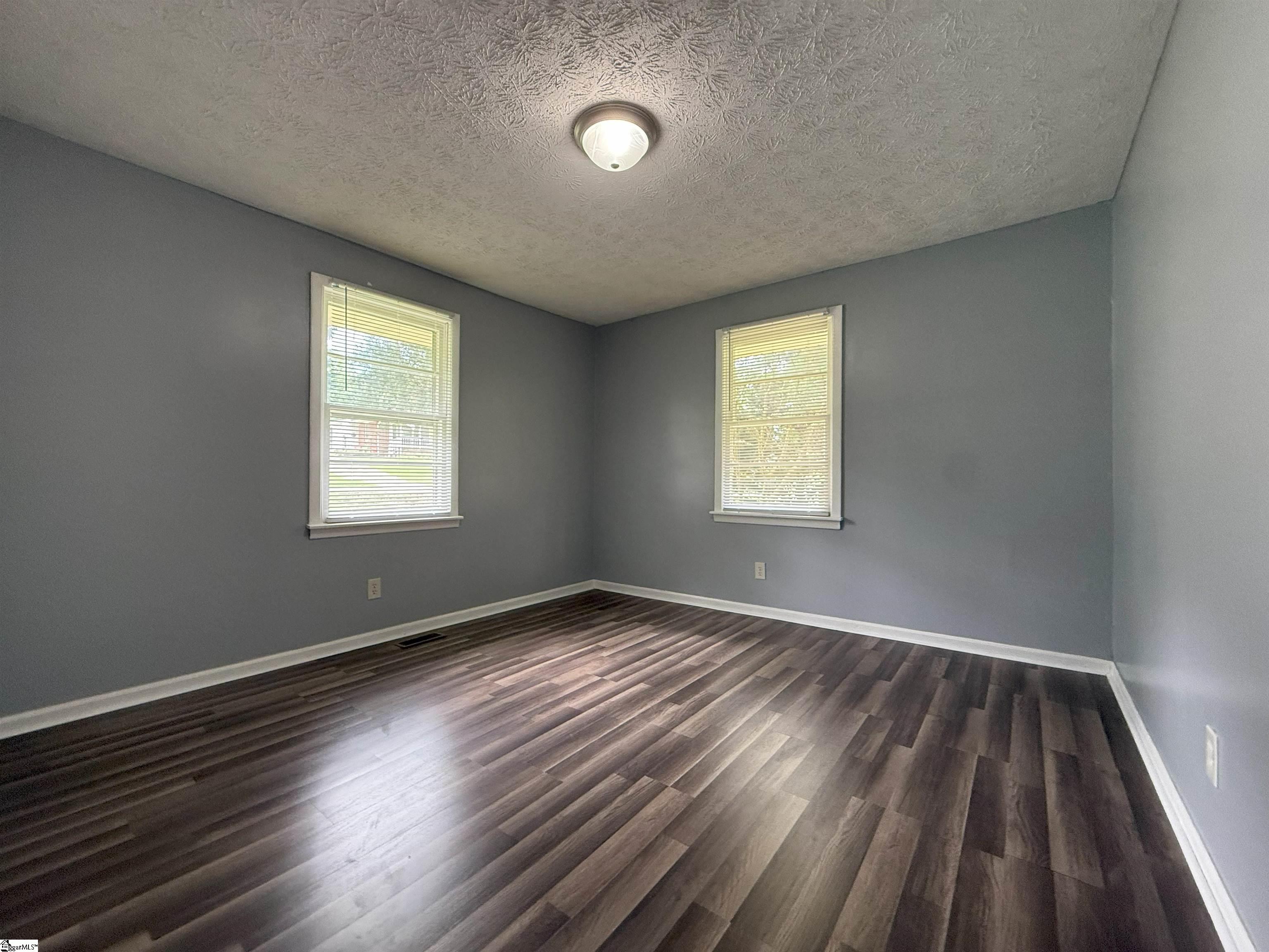 7 Elf Lane Property Photo 15