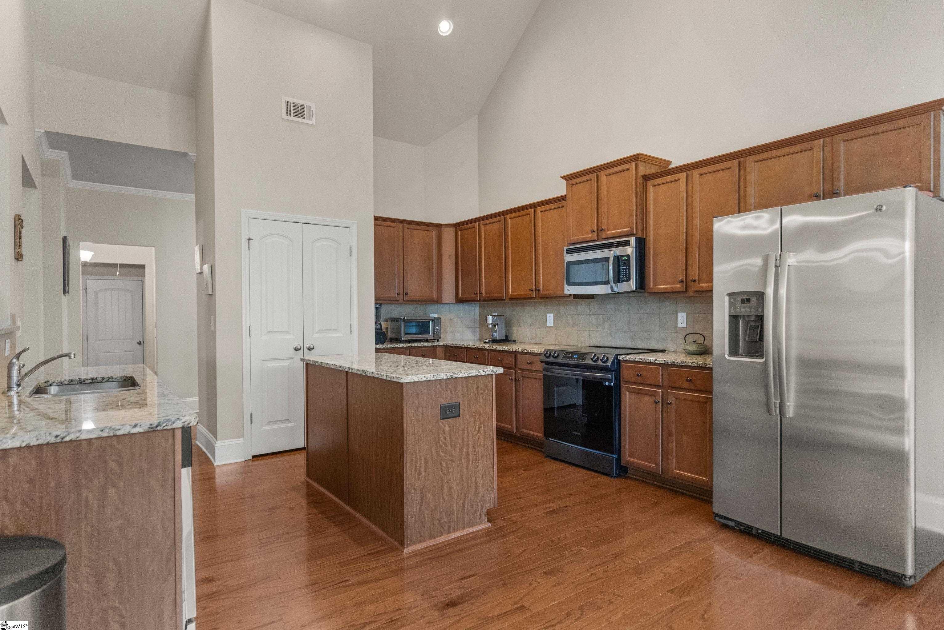 14 Latherton Court Property Photo 14