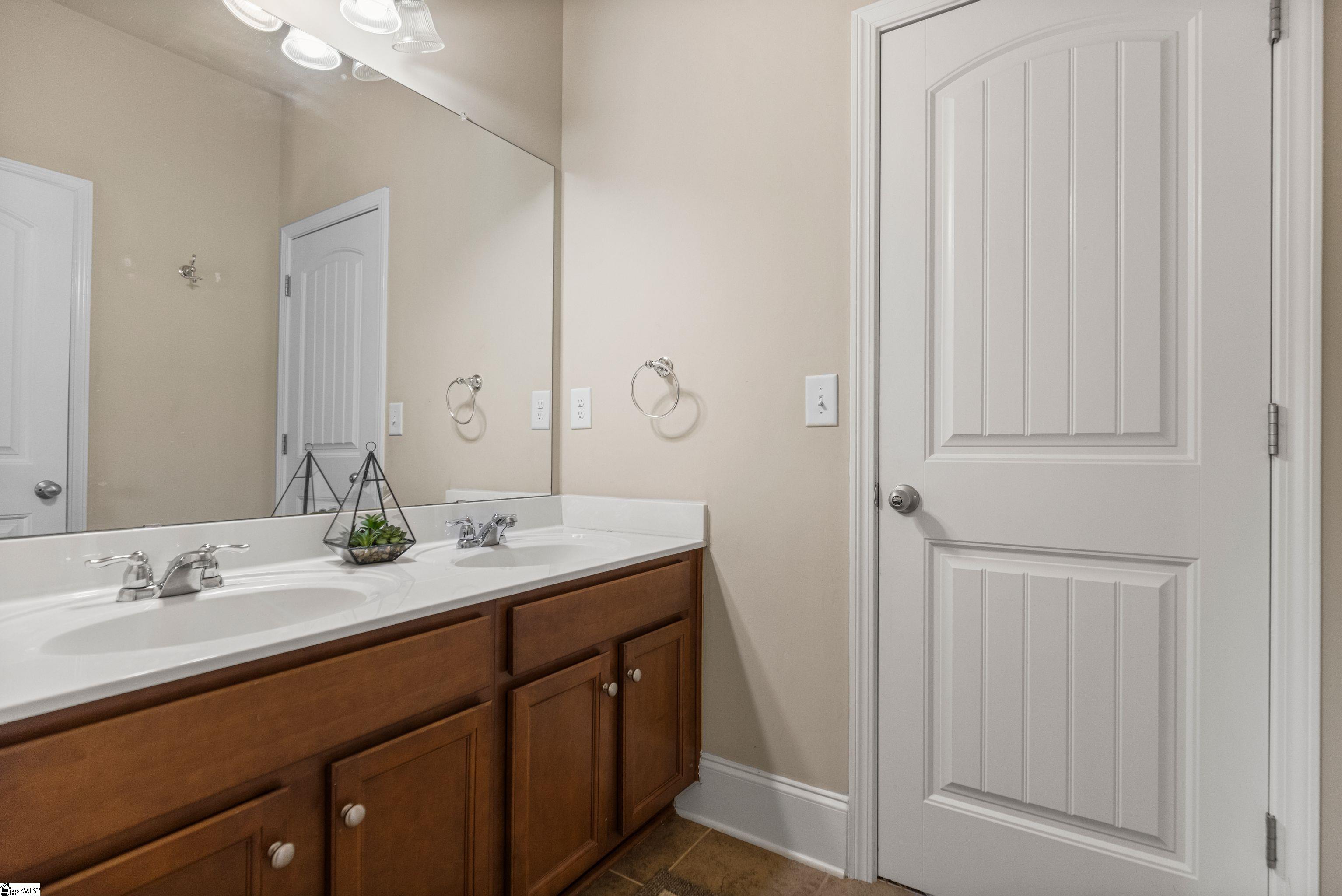 14 Latherton Court Property Photo 30