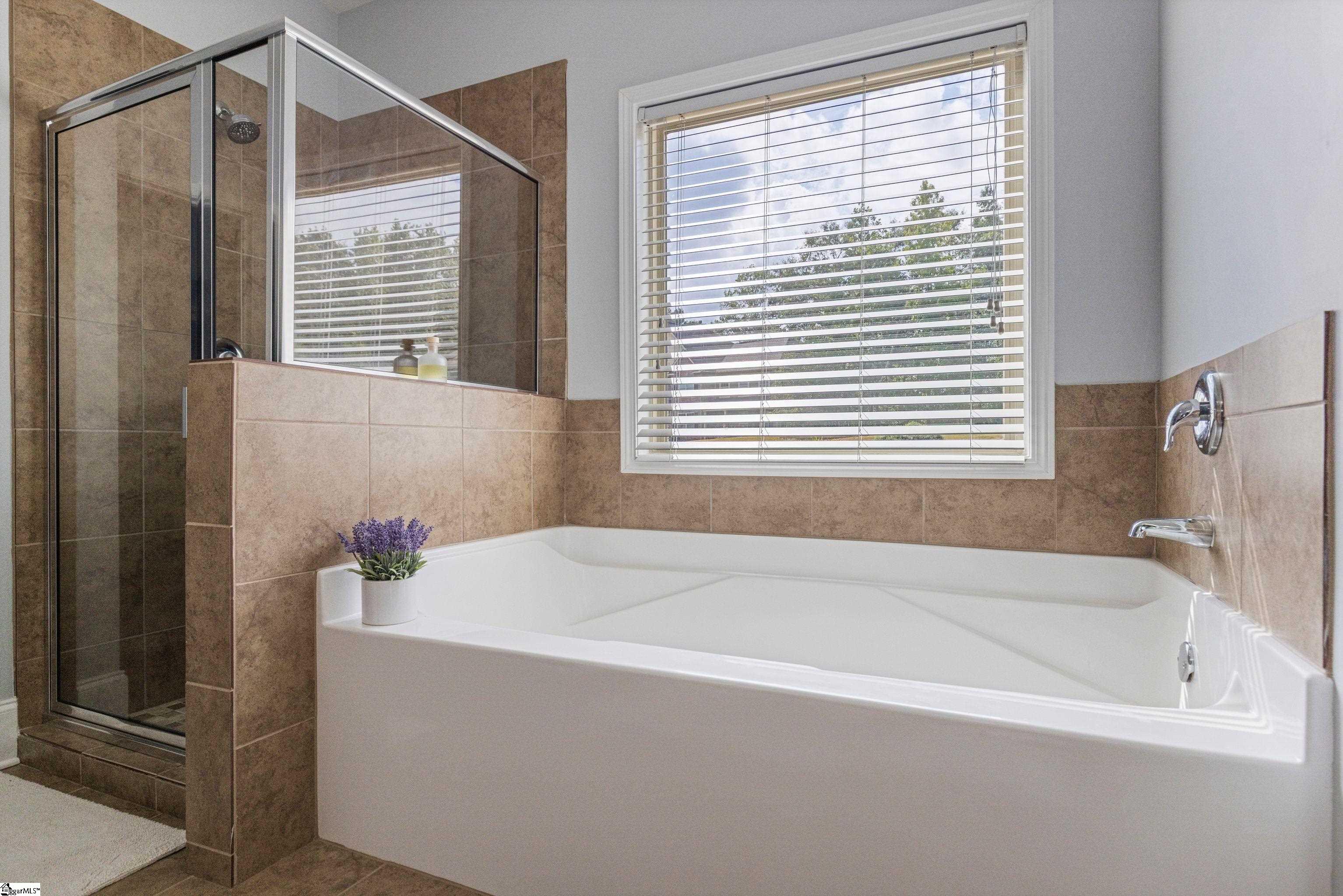 14 Latherton Court Property Photo 32