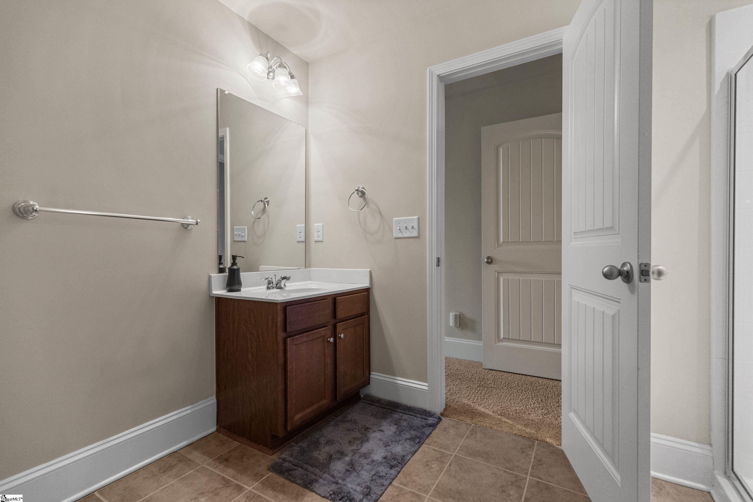 14 Latherton Court Property Photo 35