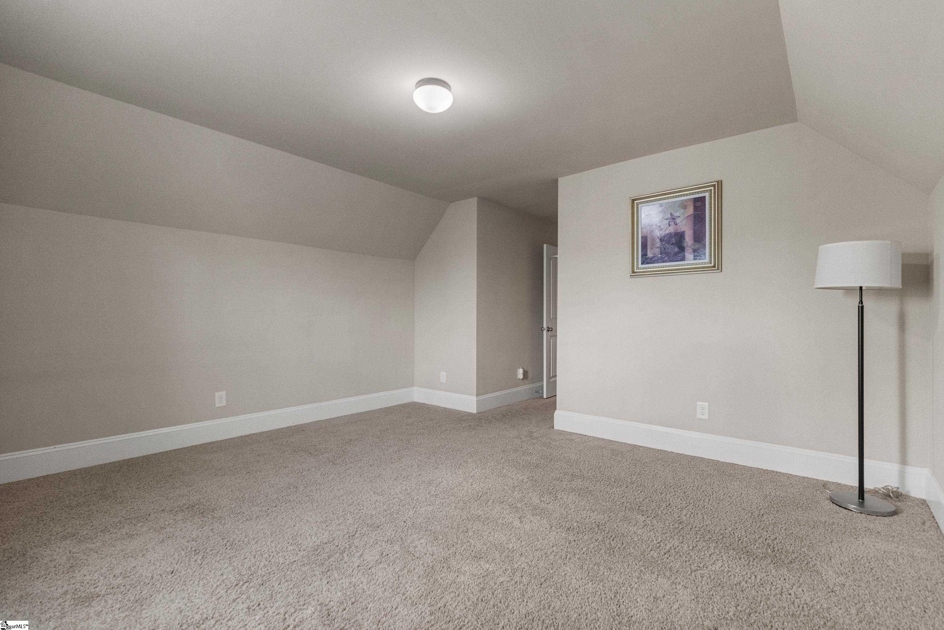 14 Latherton Court Property Photo 37