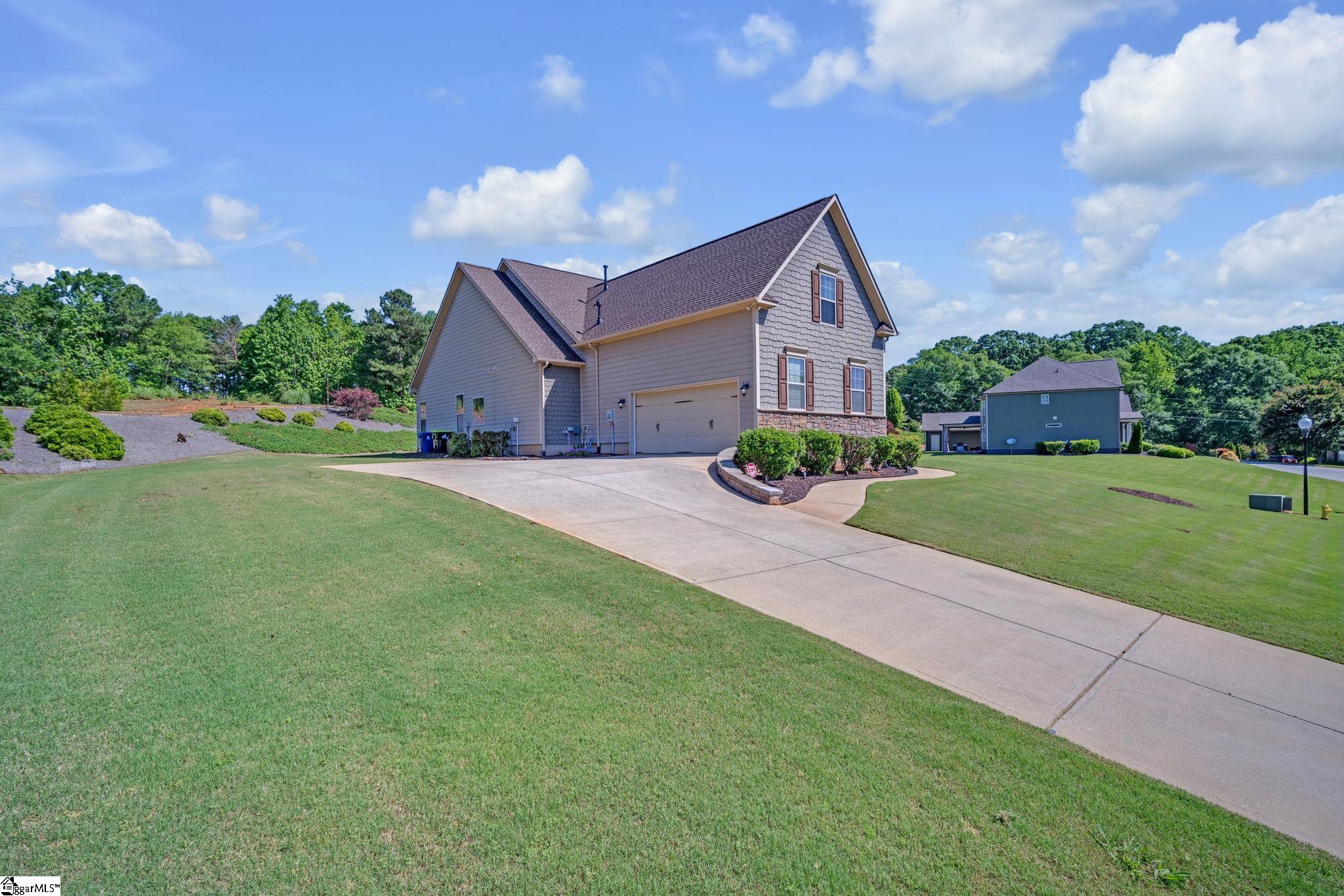 14 Latherton Court Property Photo 47