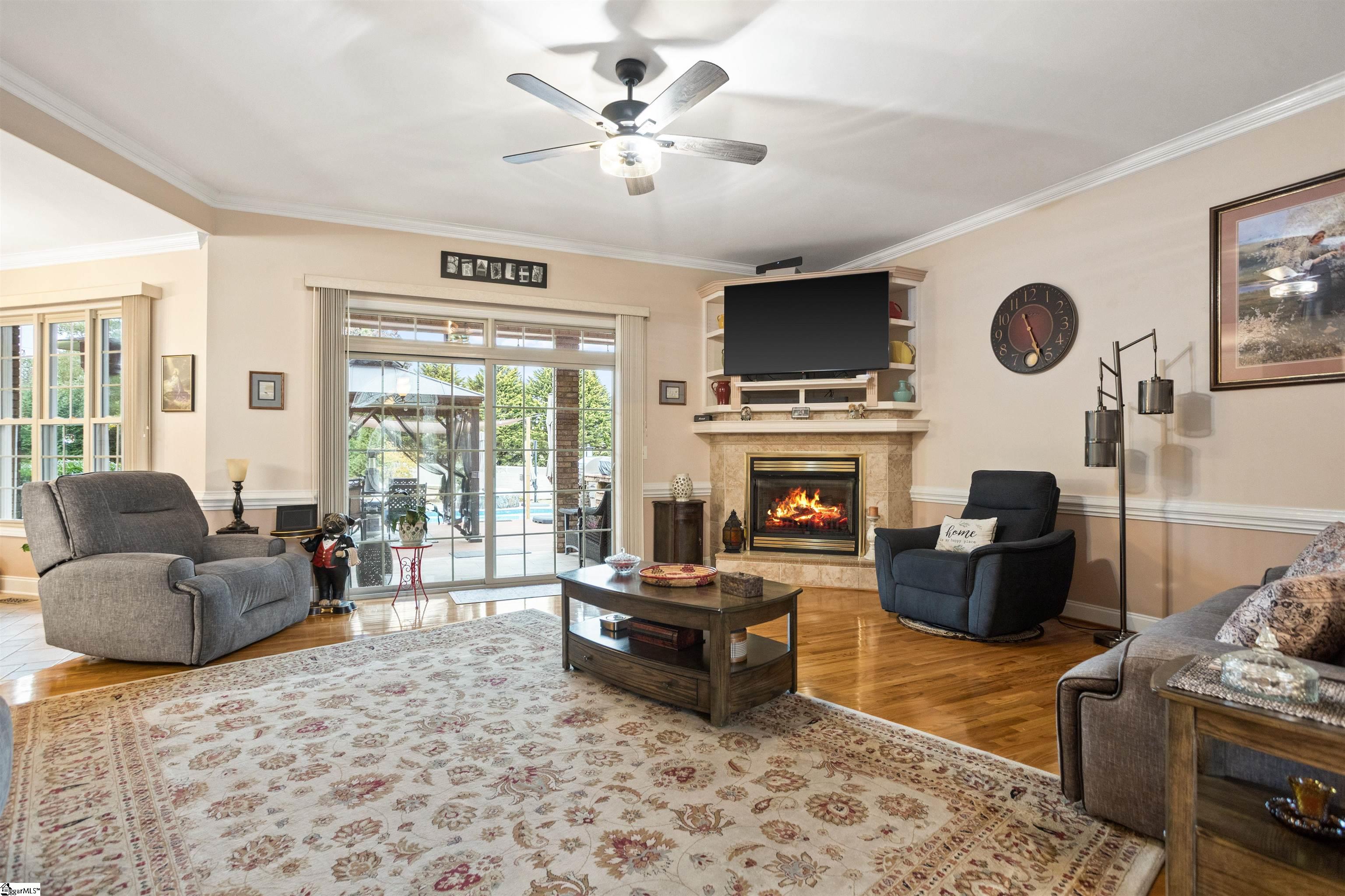 409 Wickham Way Property Photo 8