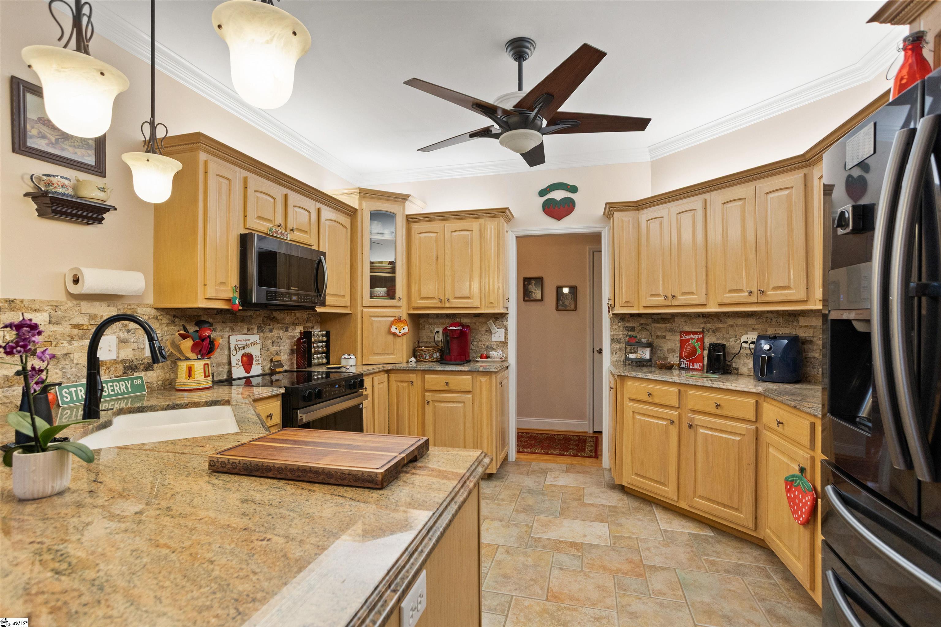 409 Wickham Way Property Photo 13