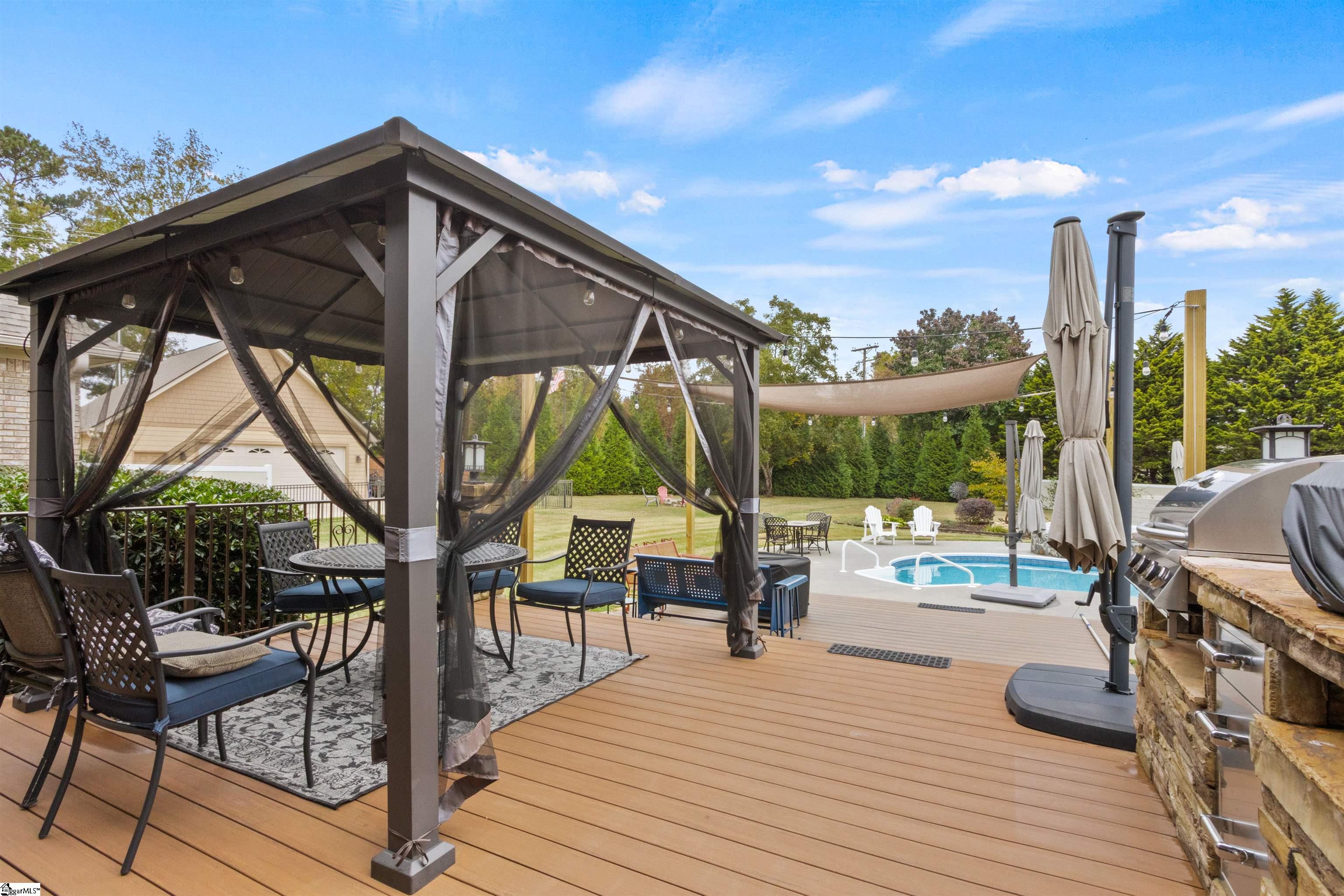 409 Wickham Way Property Photo 31