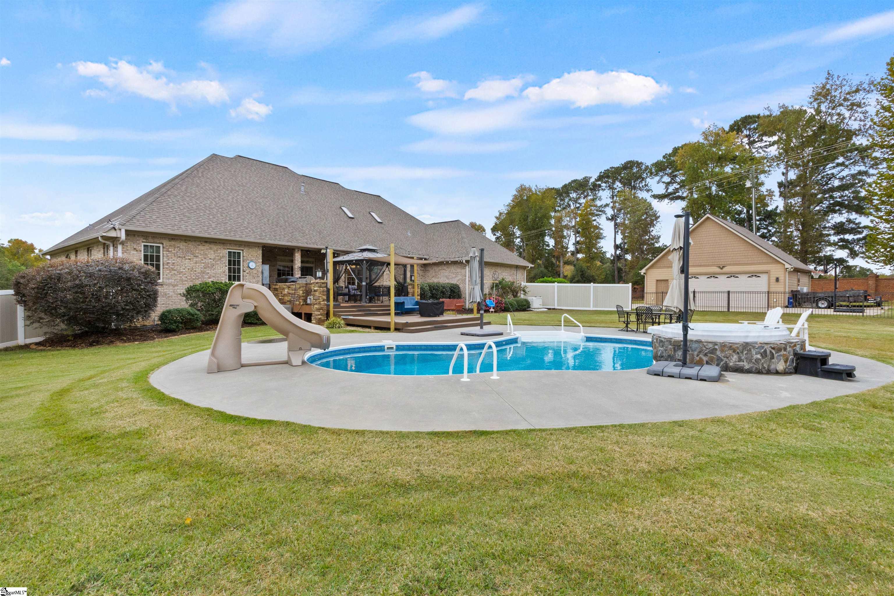 409 Wickham Way Property Photo 35