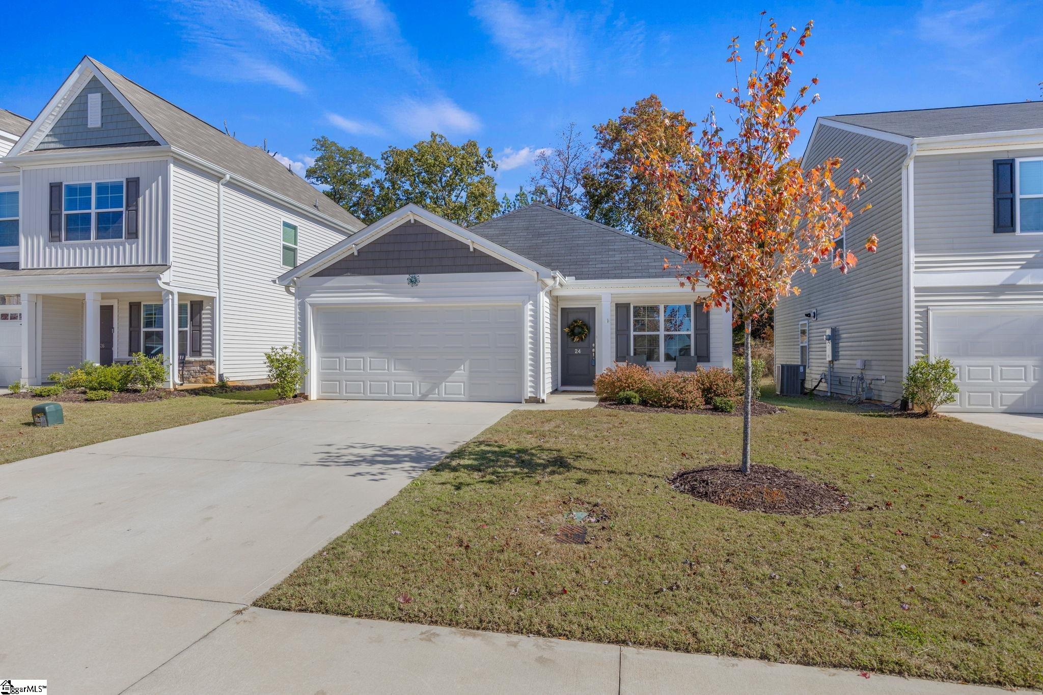 24 Chalet Court Property Photo 2