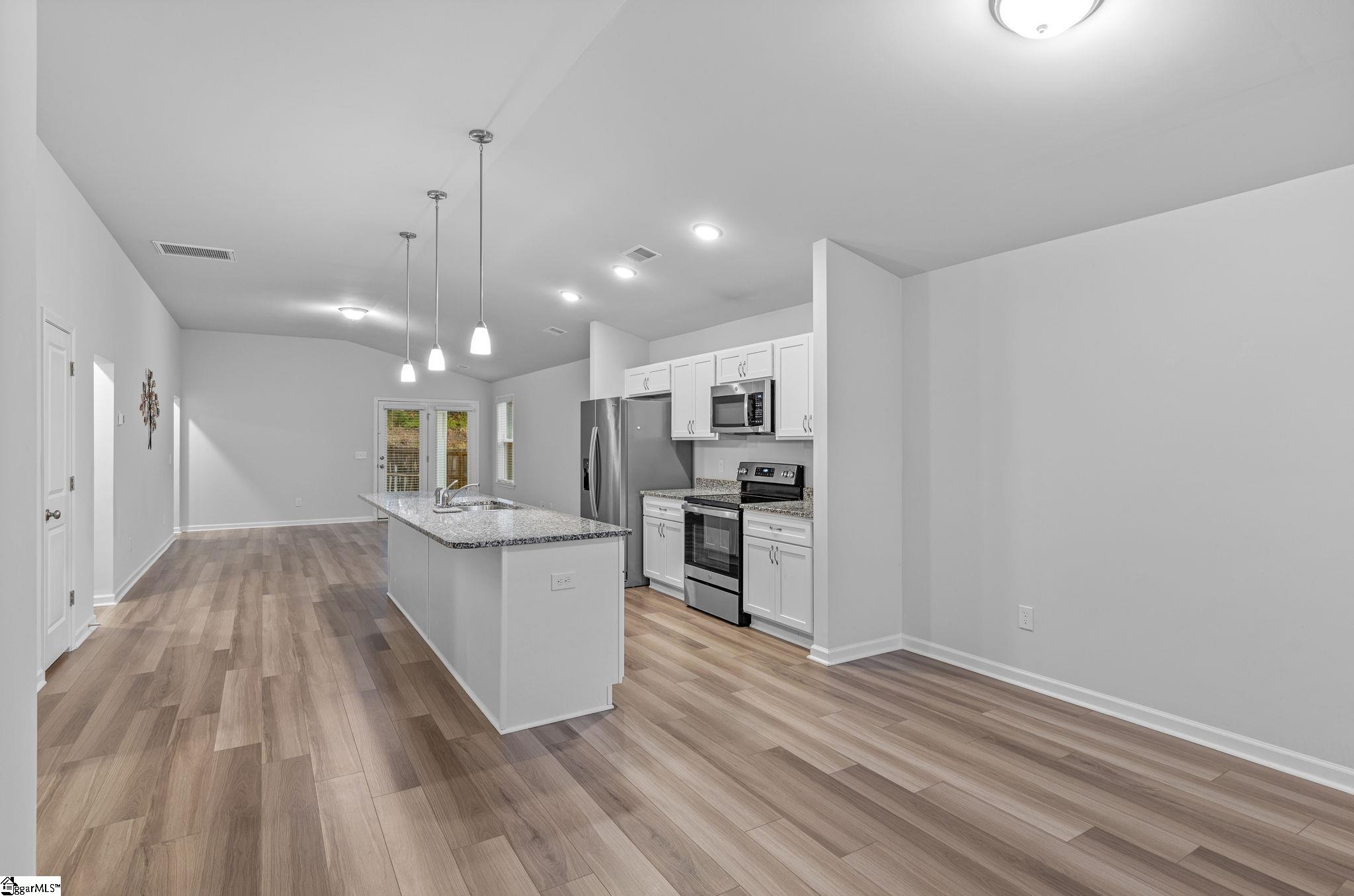 24 Chalet Court Property Photo 6