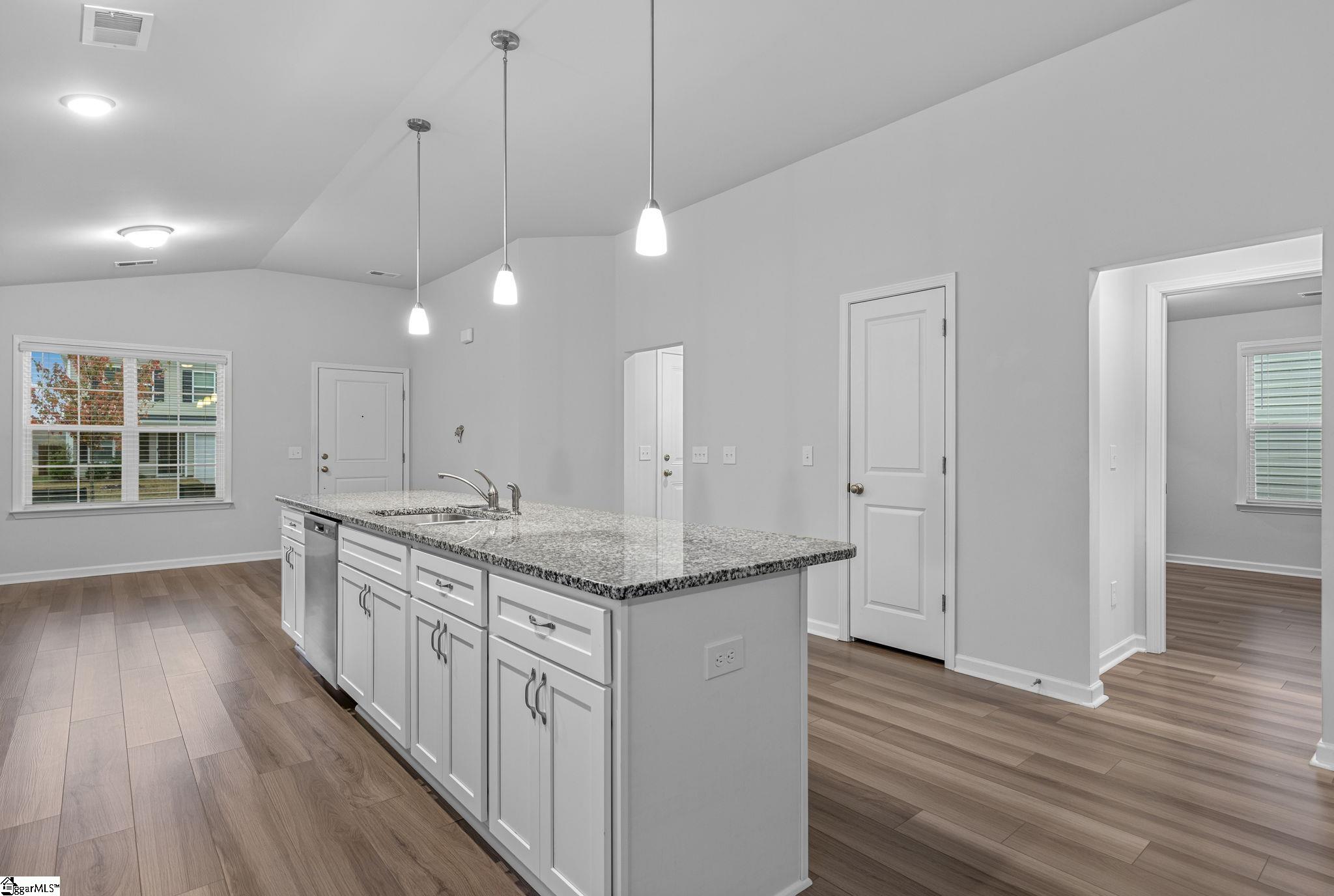 24 Chalet Court Property Photo 12