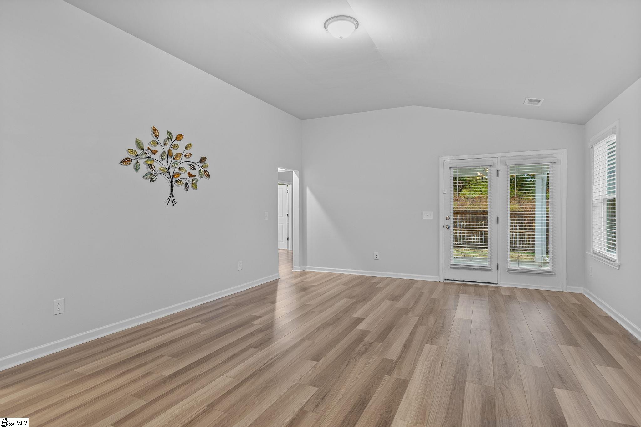 24 Chalet Court Property Photo 14