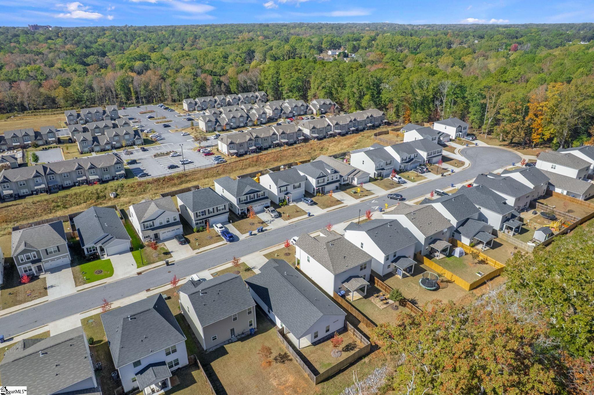 24 Chalet Court Property Photo 36