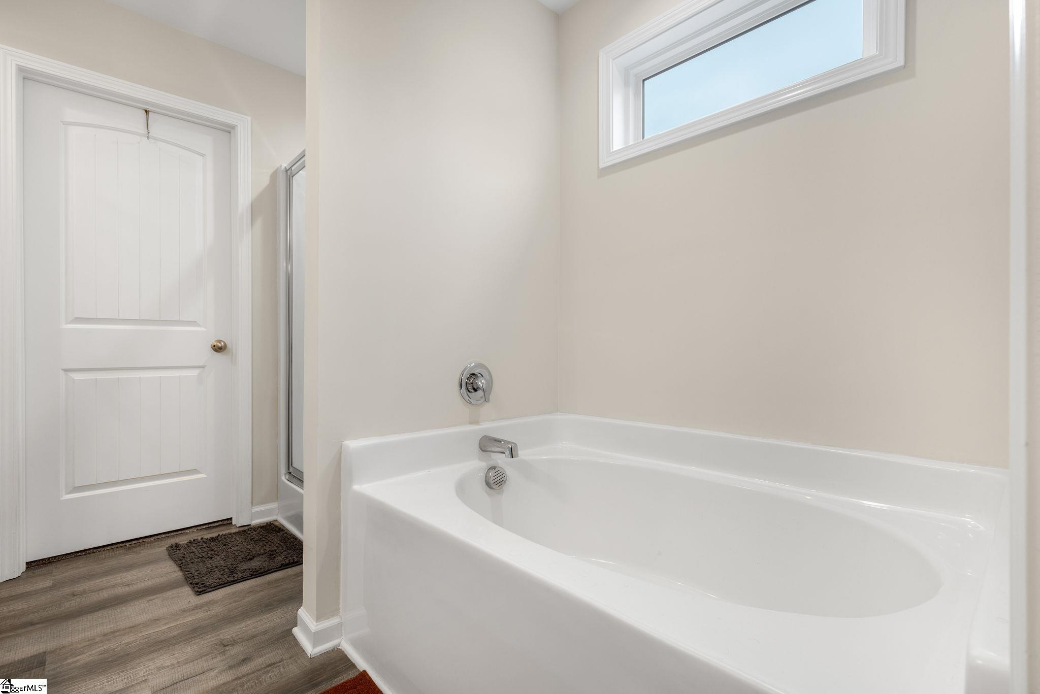 122 Bellflower Lane Property Photo 10