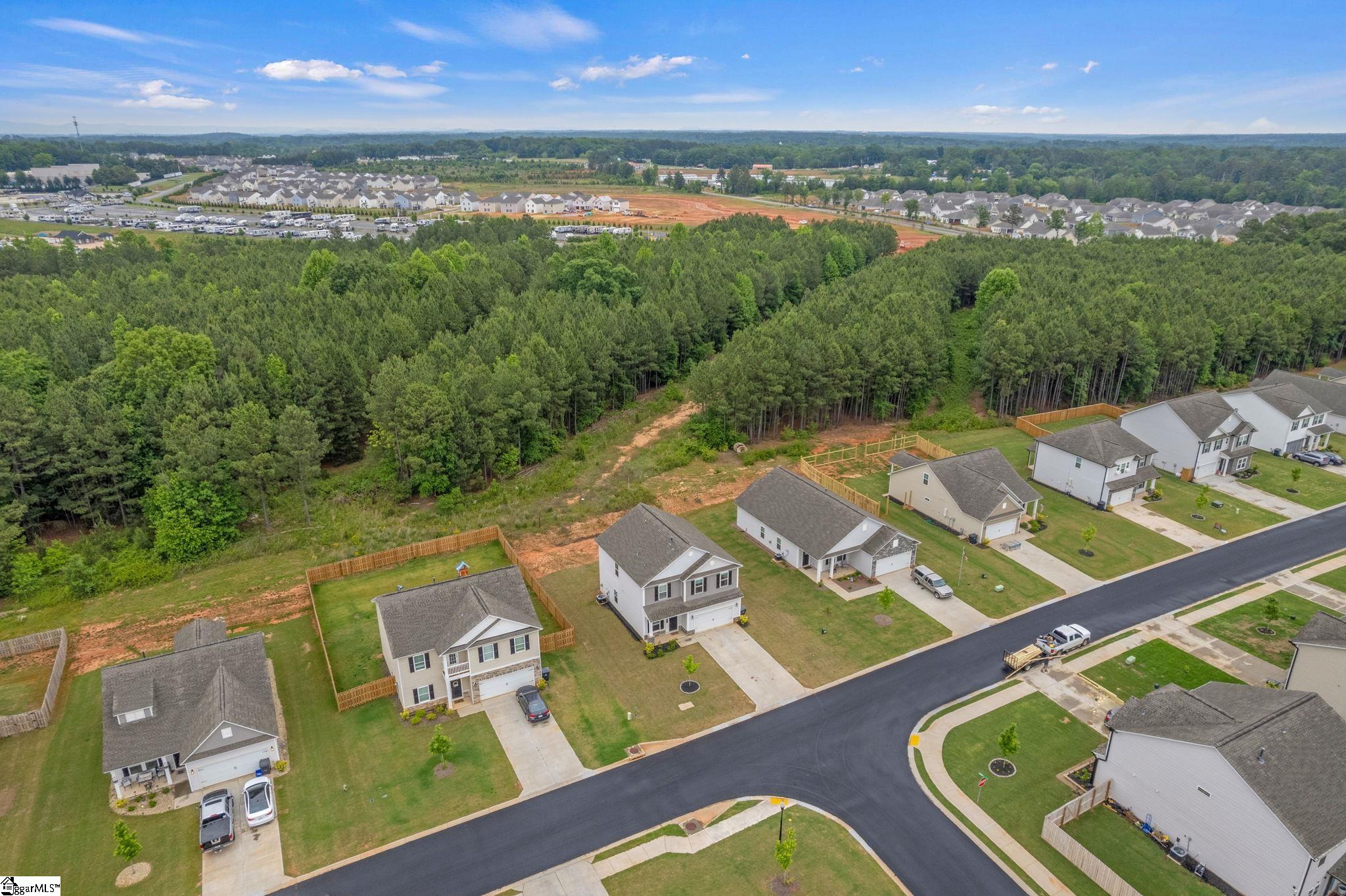 122 Bellflower Lane Property Photo 12