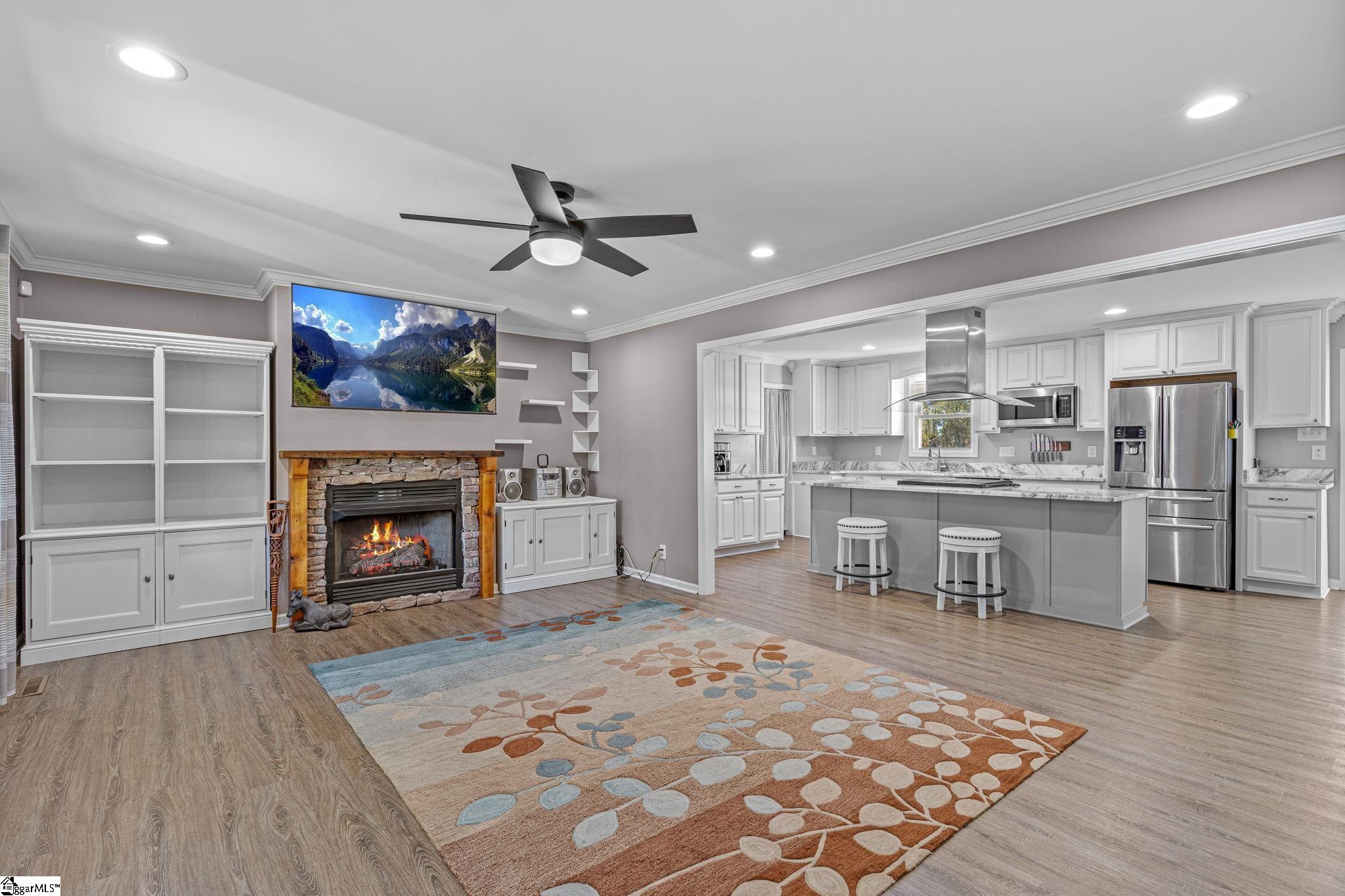 232 Strawberry Road Property Photo 7