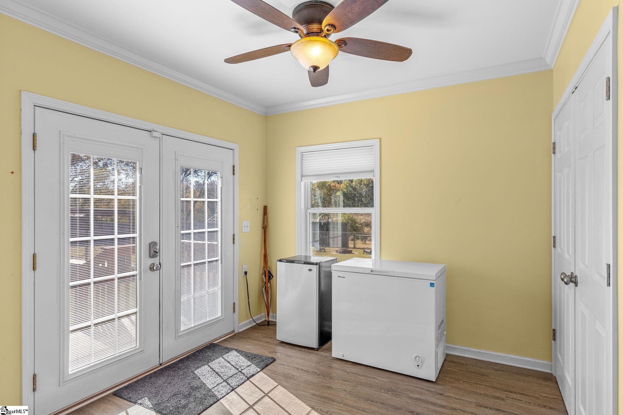 232 Strawberry Road Property Photo 16