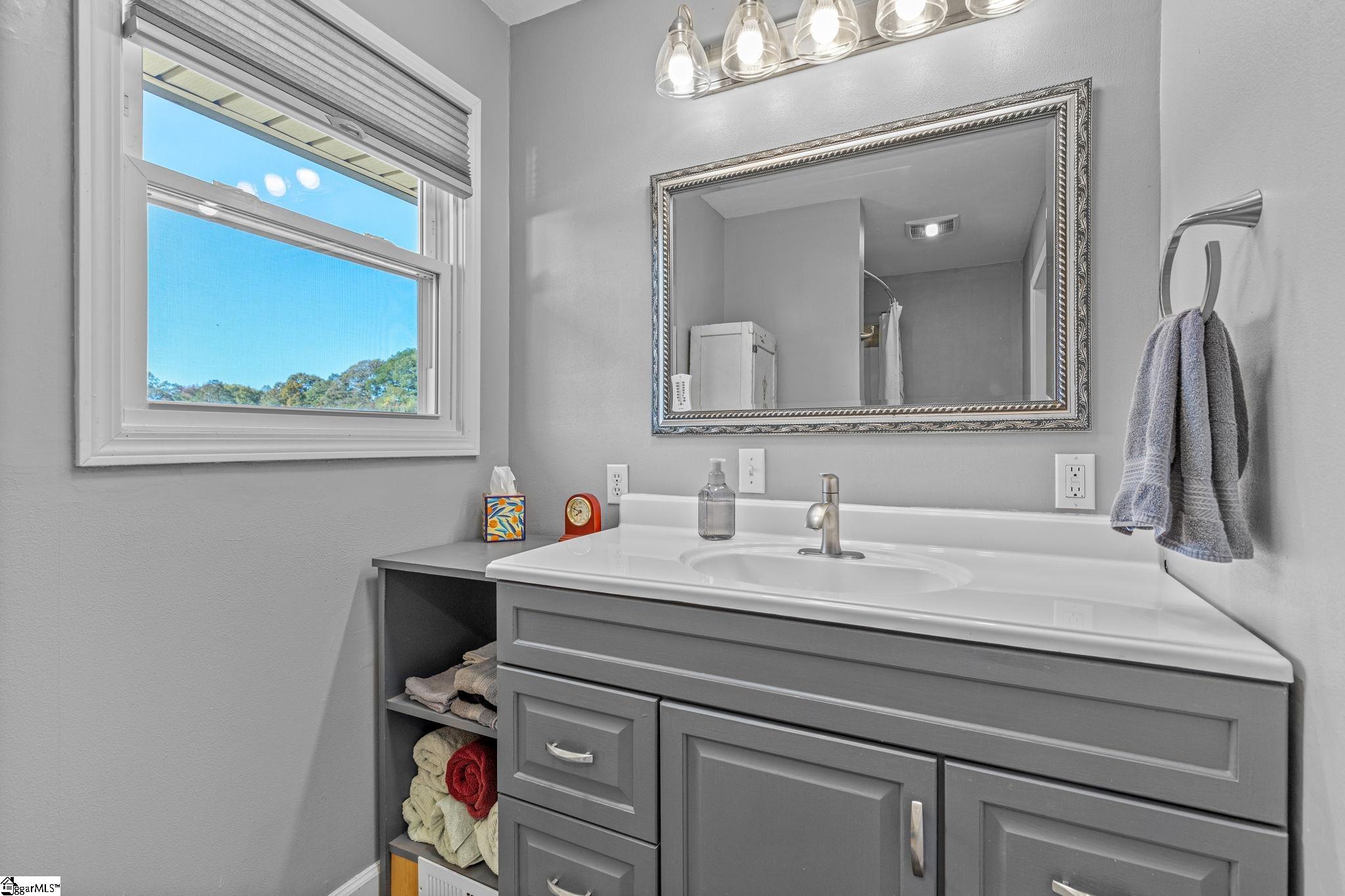 232 Strawberry Road Property Photo 20