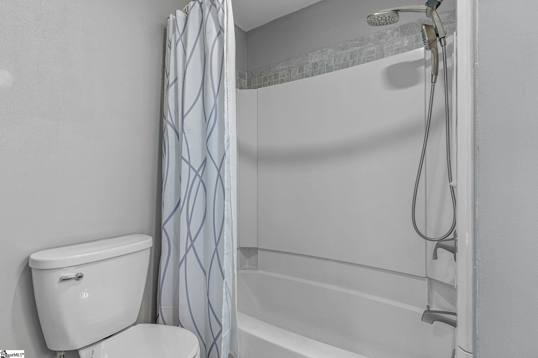 232 Strawberry Road Property Photo 21