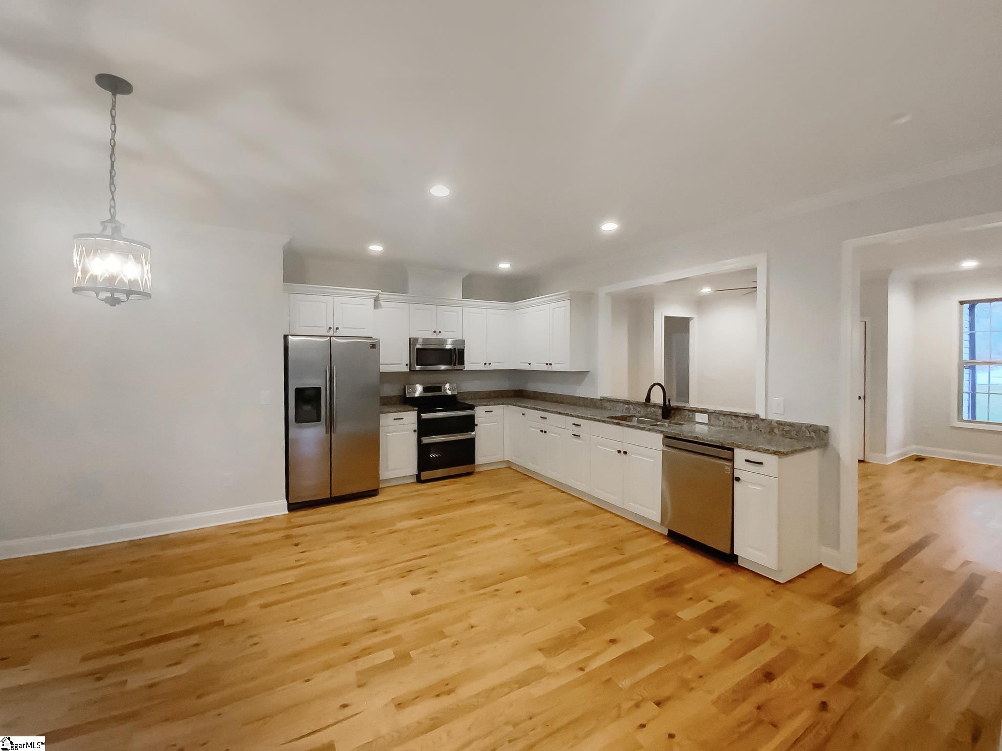 173 Pearson Street Property Photo 4