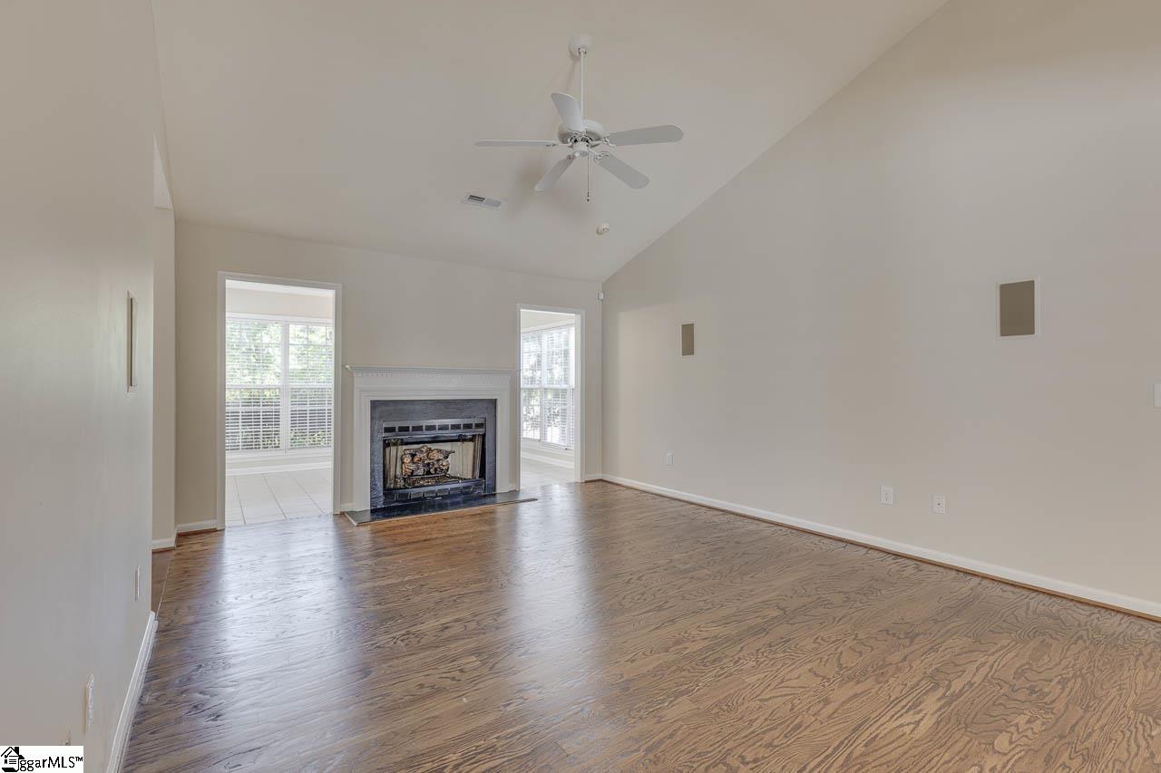 313 Lexington Place Way Property Photo 8