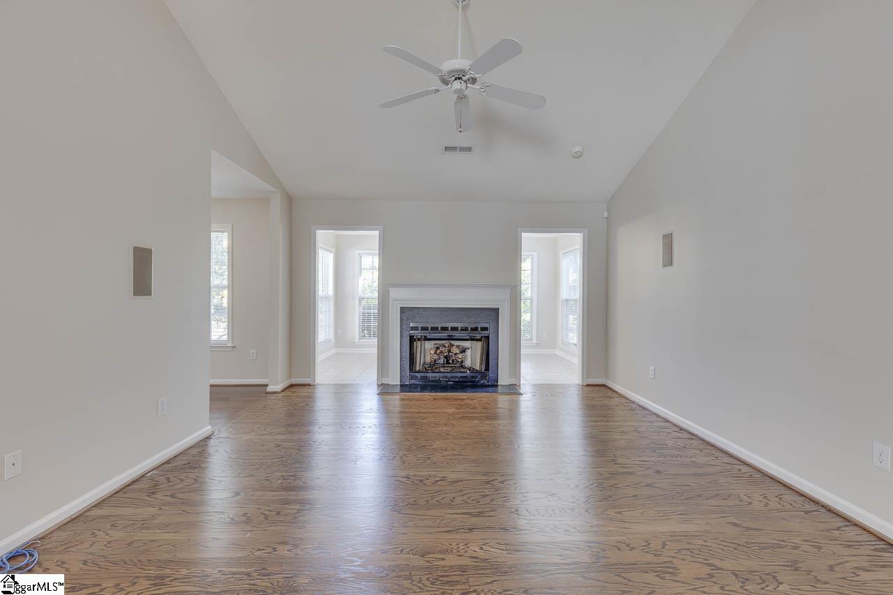 313 Lexington Place Way Property Photo 9