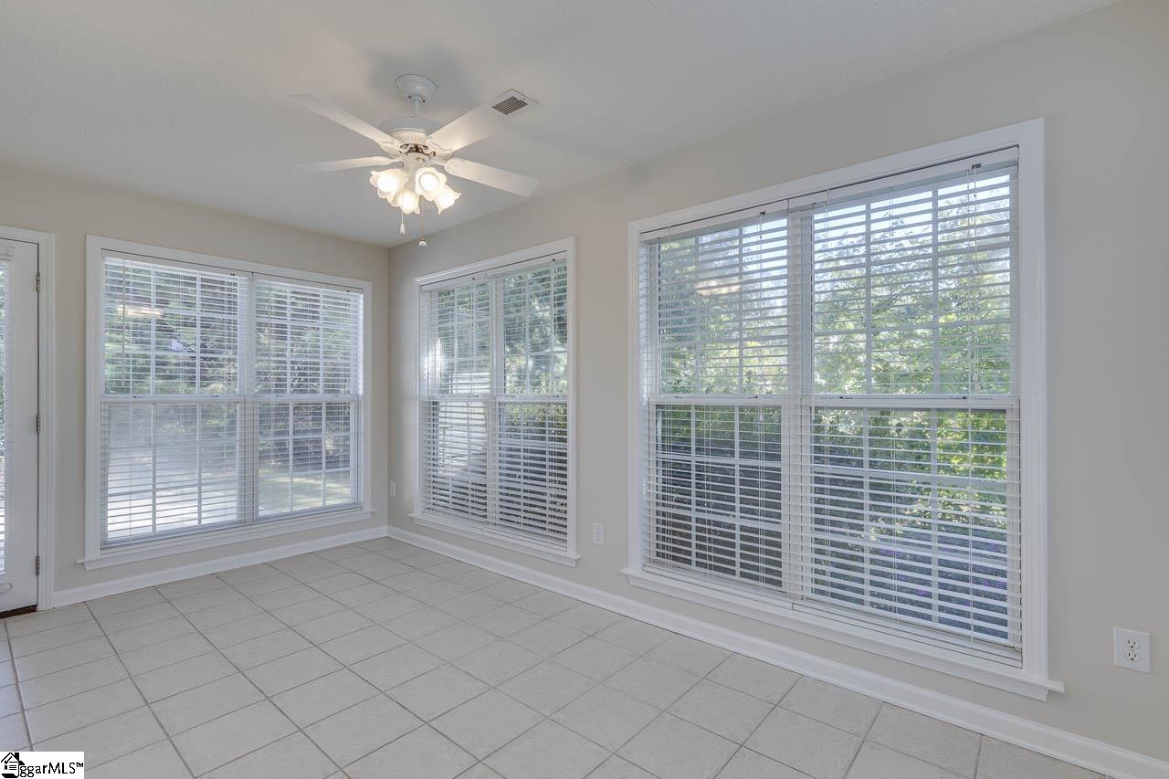 313 Lexington Place Way Property Photo 12