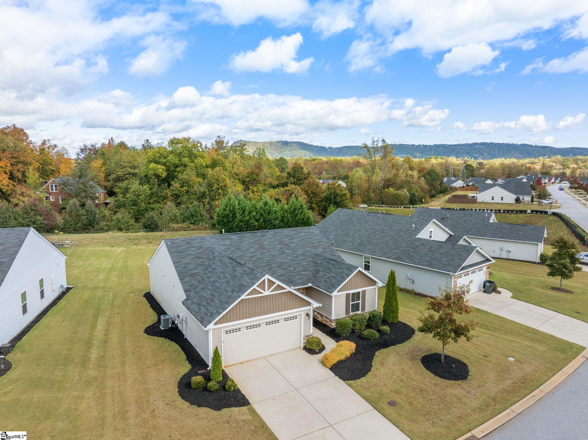 105 Fairmeadow Way Property Photo 33