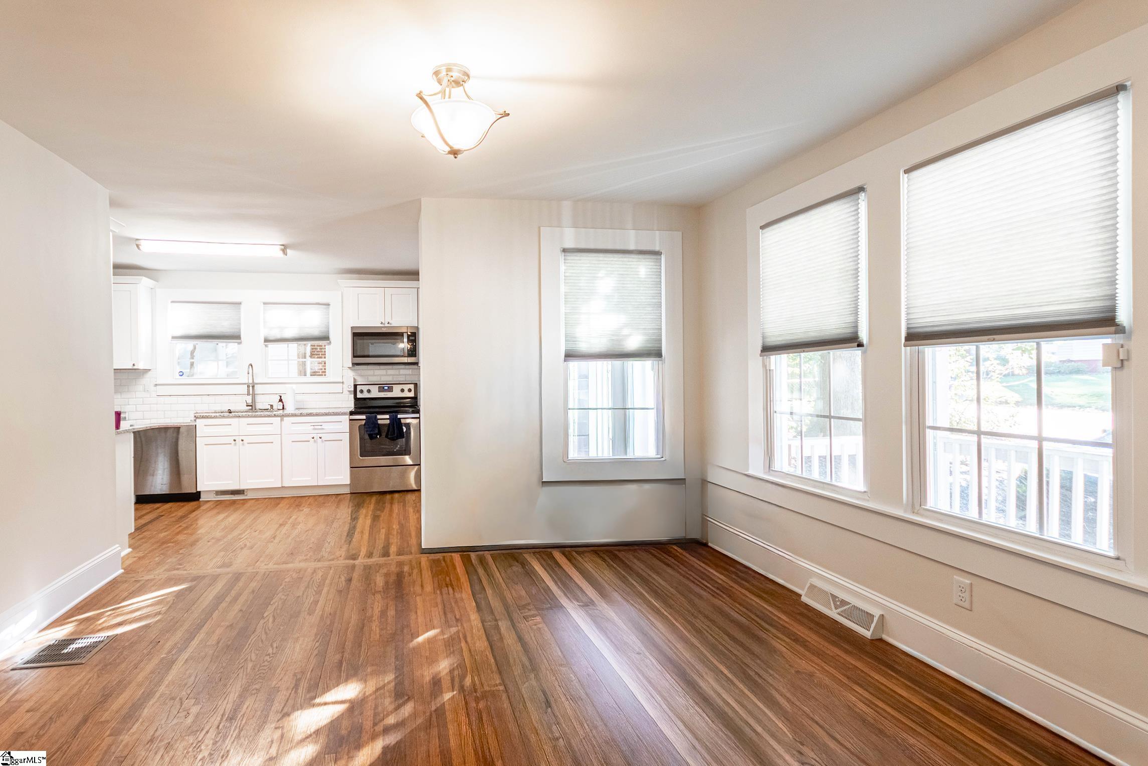 205 Rogers Avenue Property Photo 6