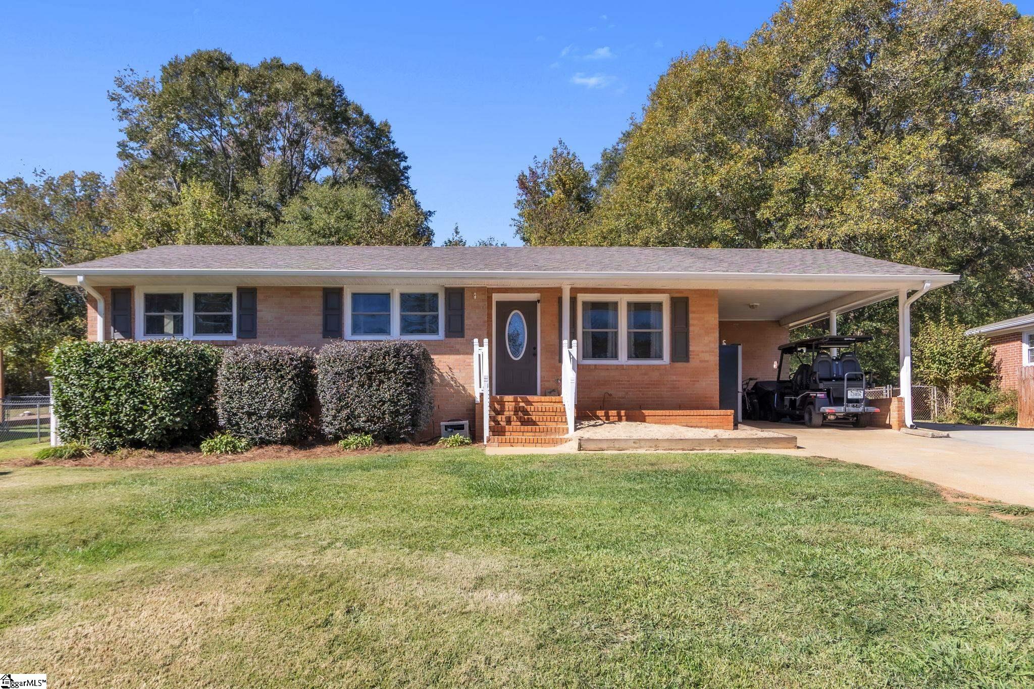 8 Melody Lane Property Photo 1