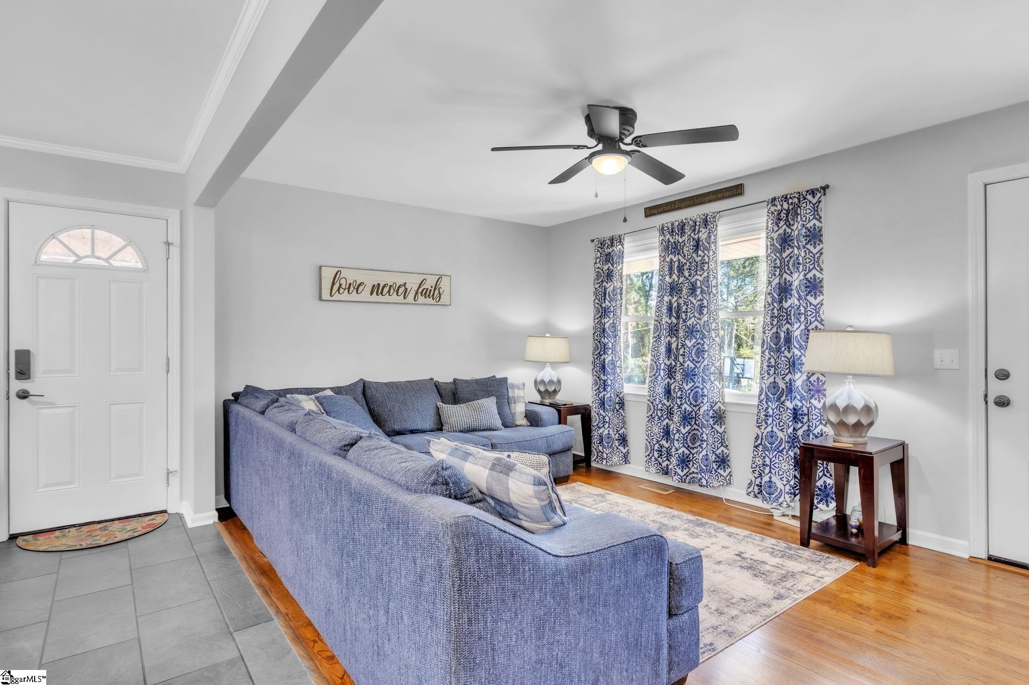 8 Melody Lane Property Photo 5