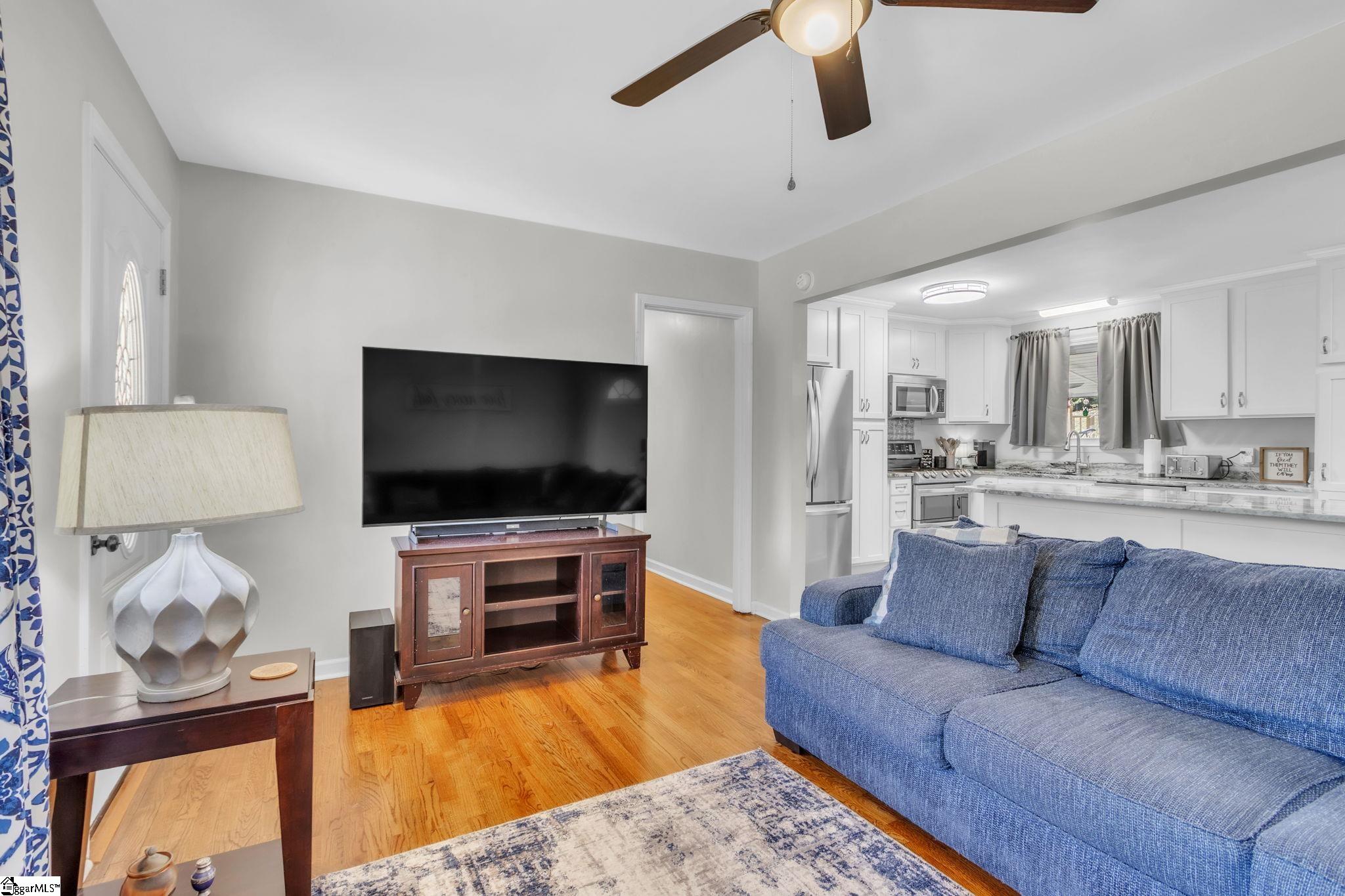 8 Melody Lane Property Photo 6