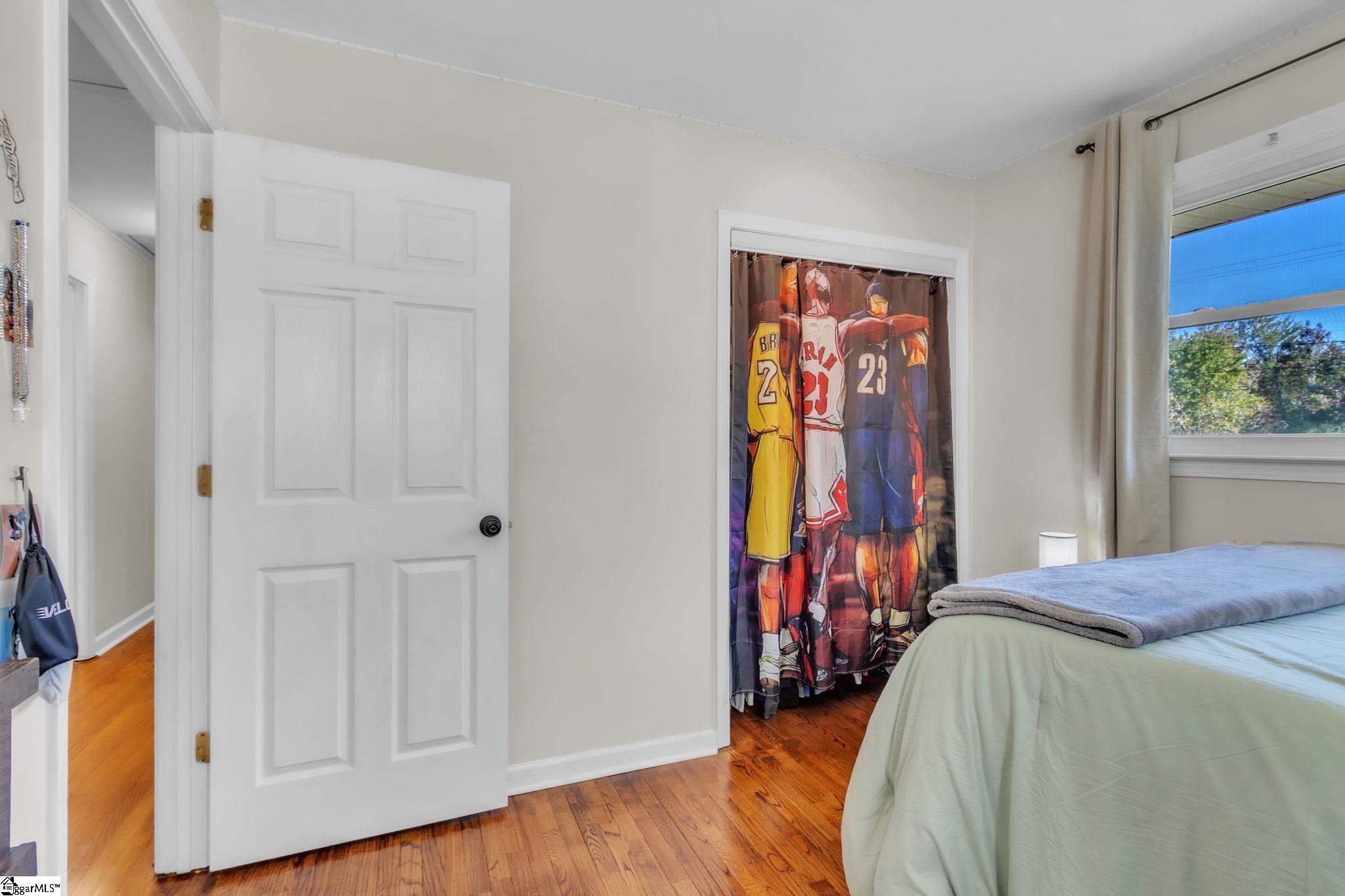 8 Melody Lane Property Photo 12